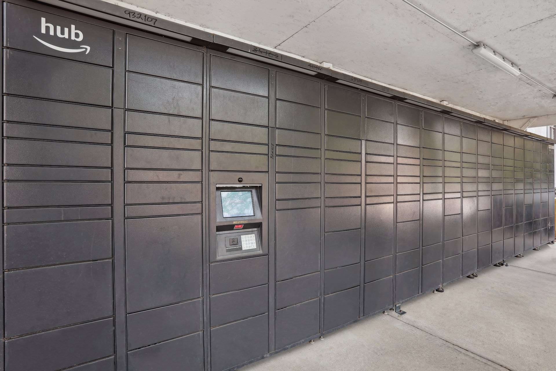 Cortland Van Dorn photo