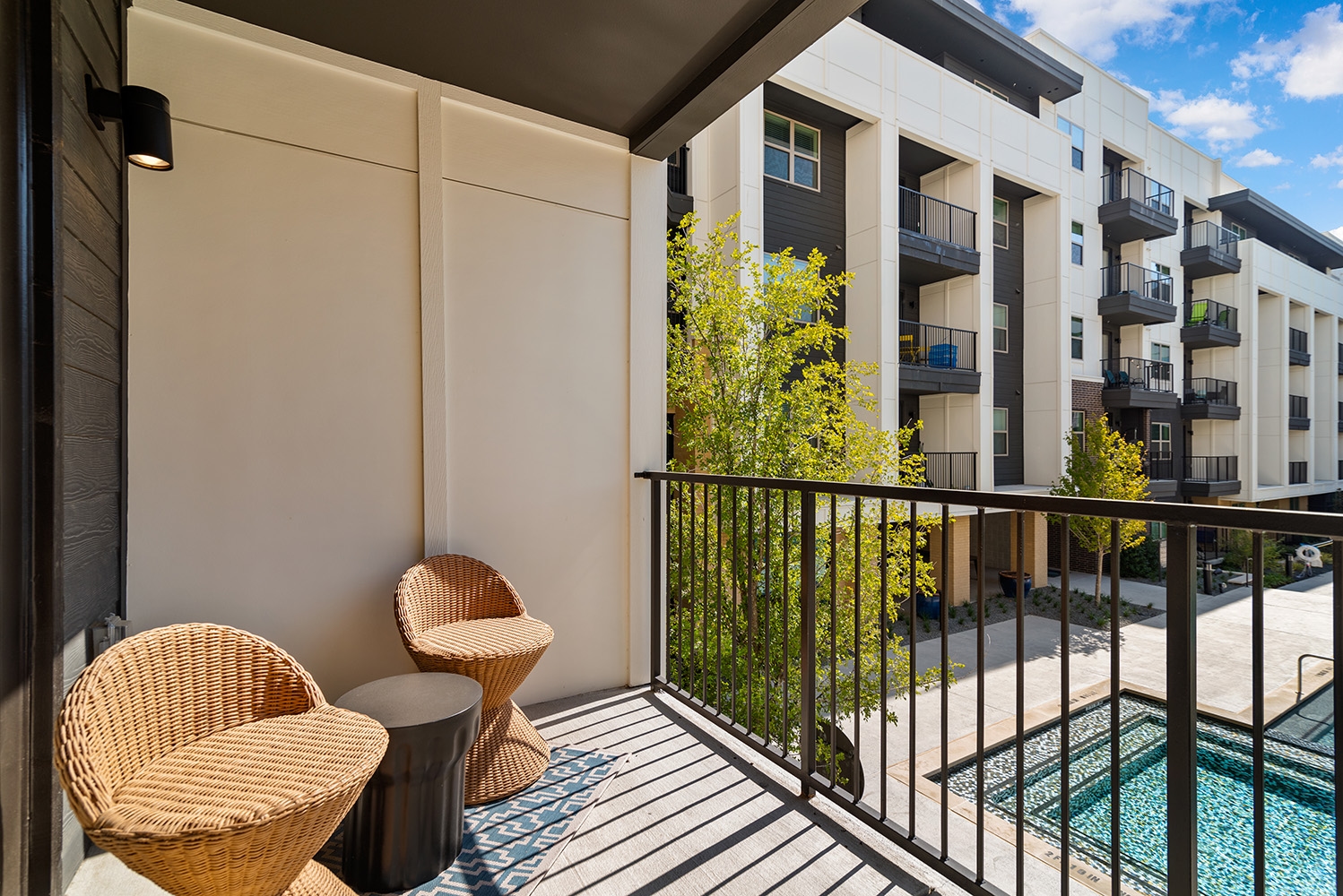 Cortland at Castle Hills photo