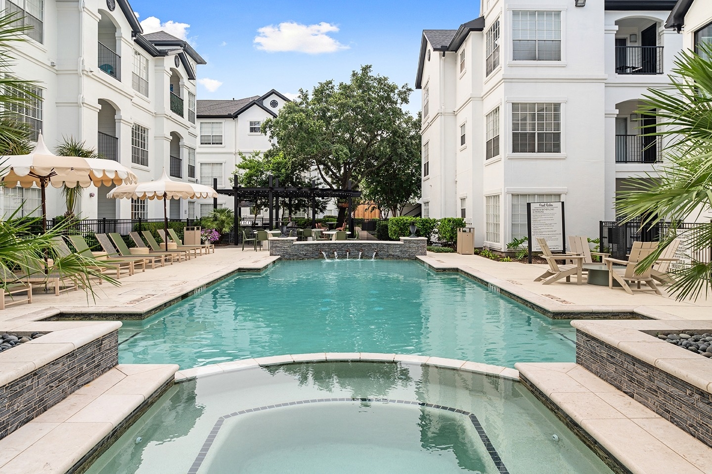 Cortland River Oaks photo