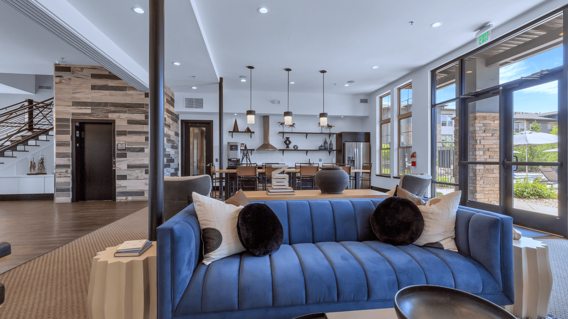 Cortland at 2534 photo