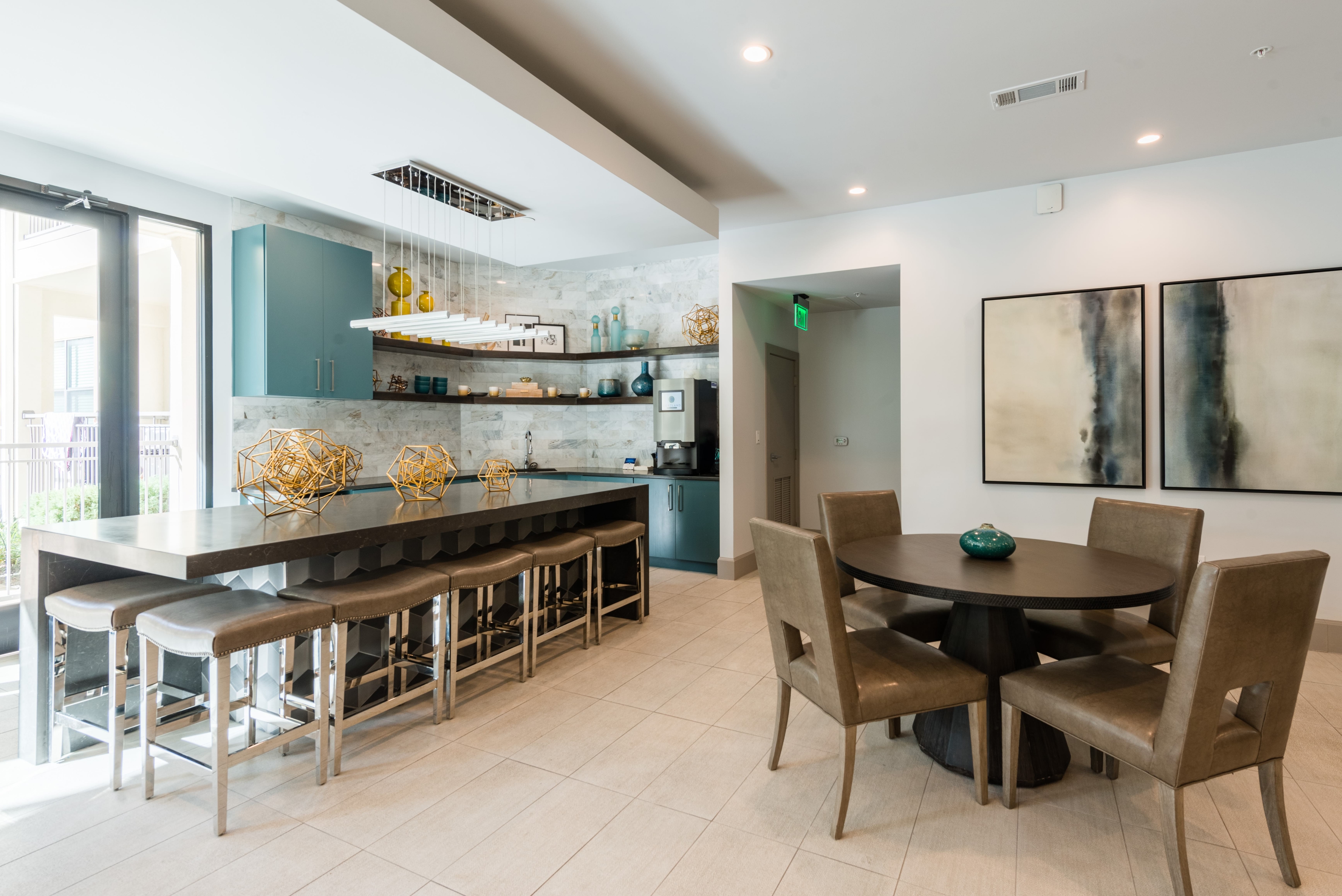 Cortland Addison Circle photo