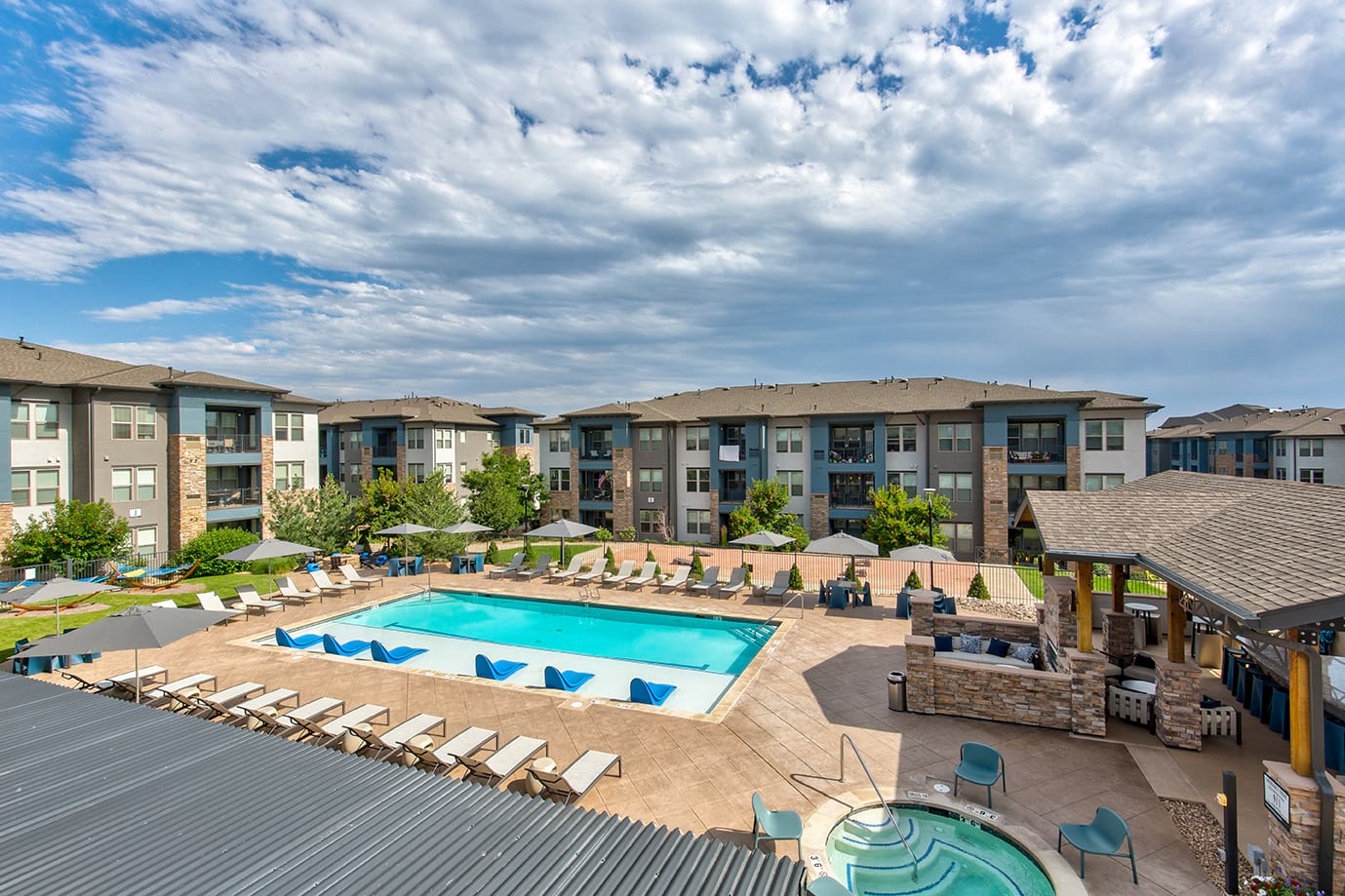 Cortland at 2534 photo