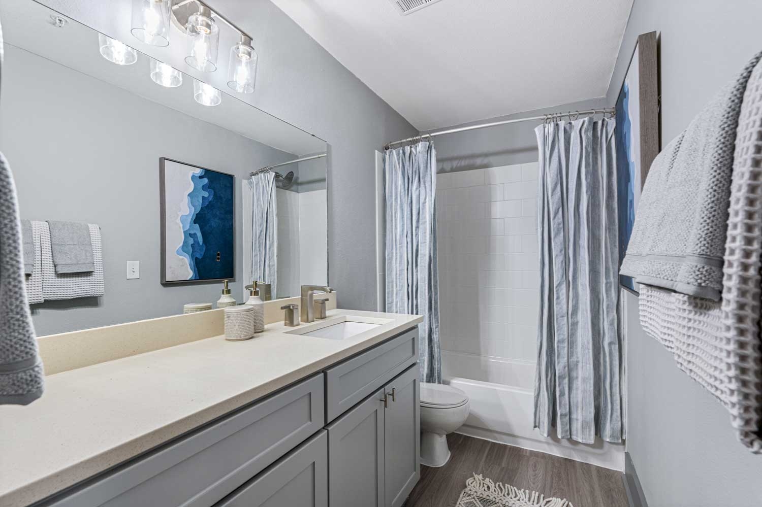 Cortland Bowery photo