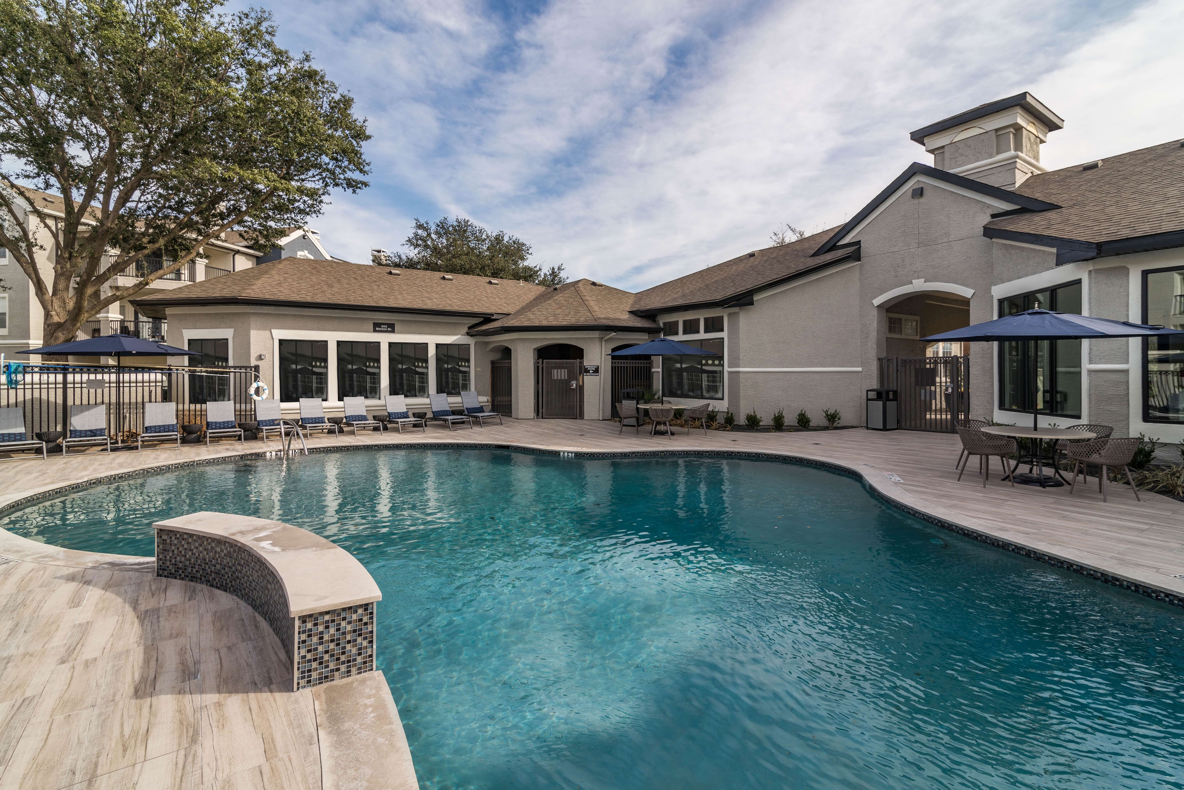 Cortland at Twin Creeks photo