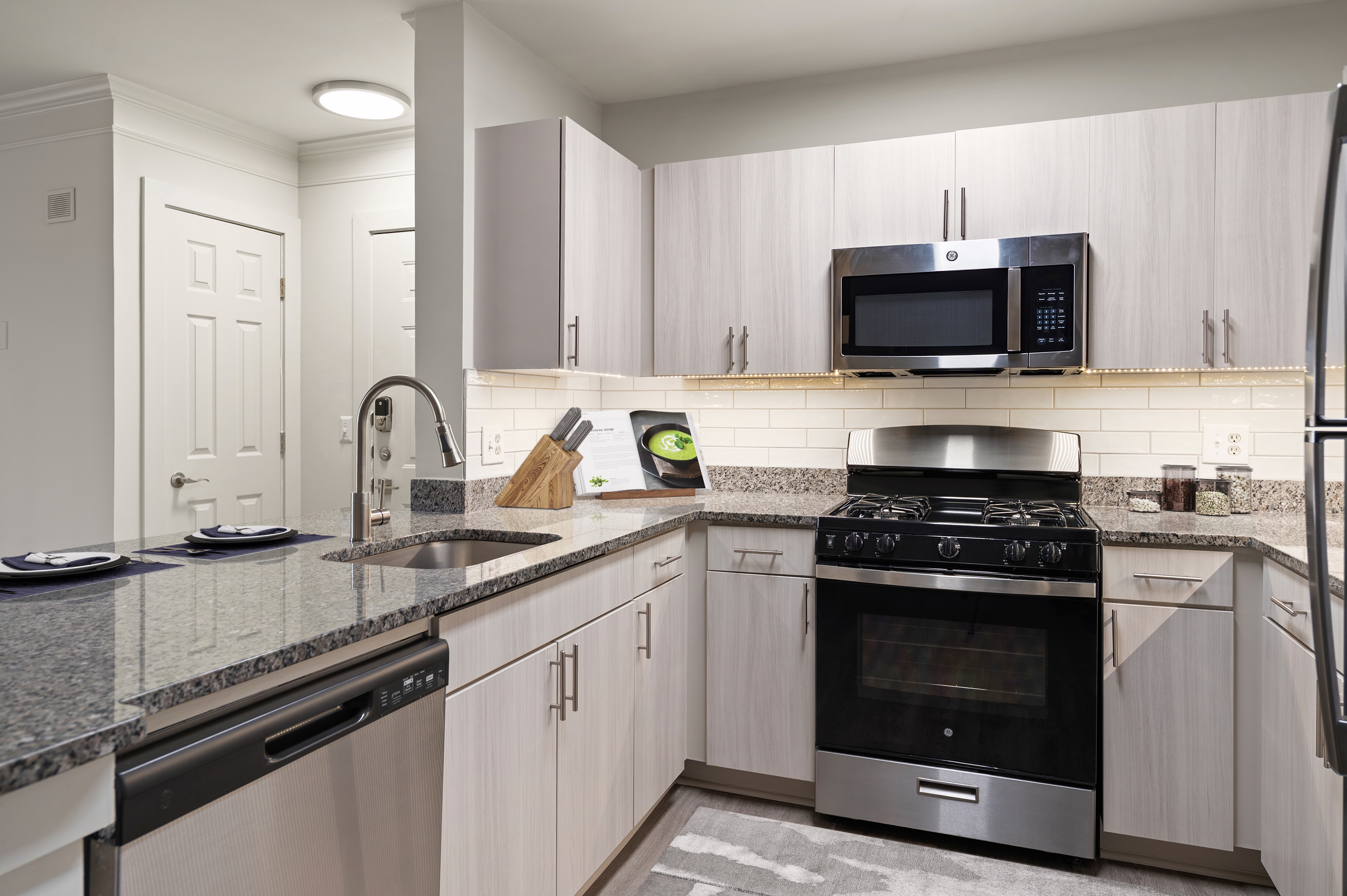 Cortland at Dulles photo