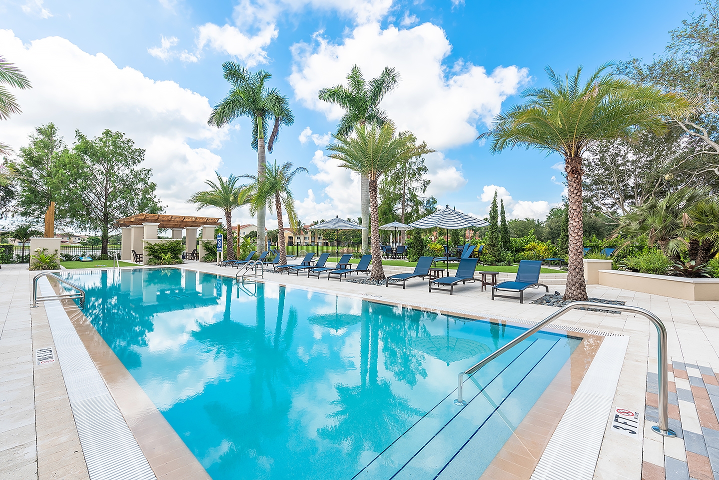 Cortland Portofino Place photo