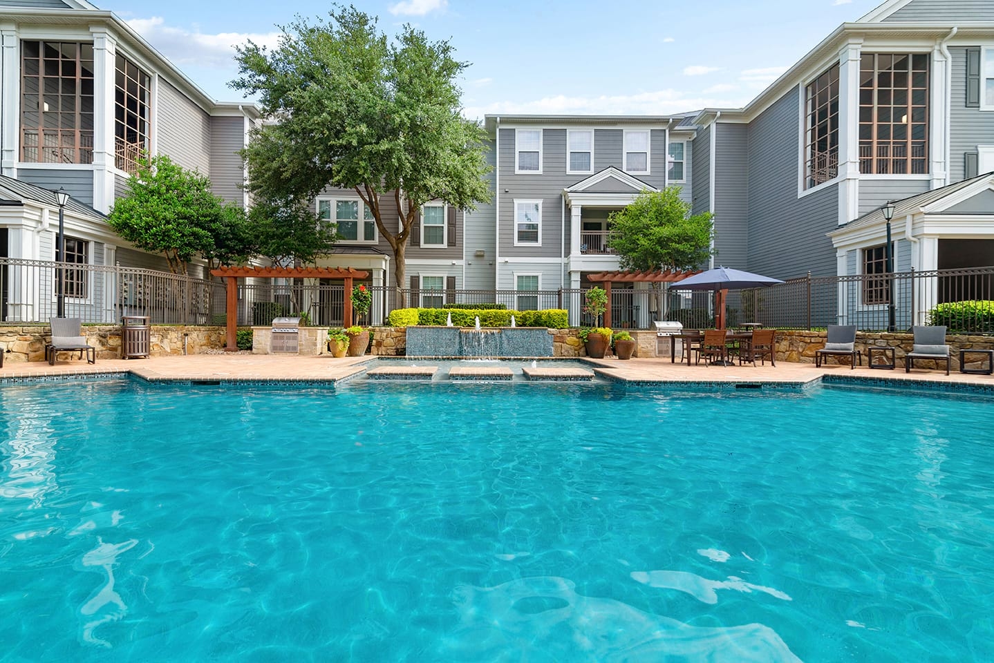 Cortland Ridglea photo