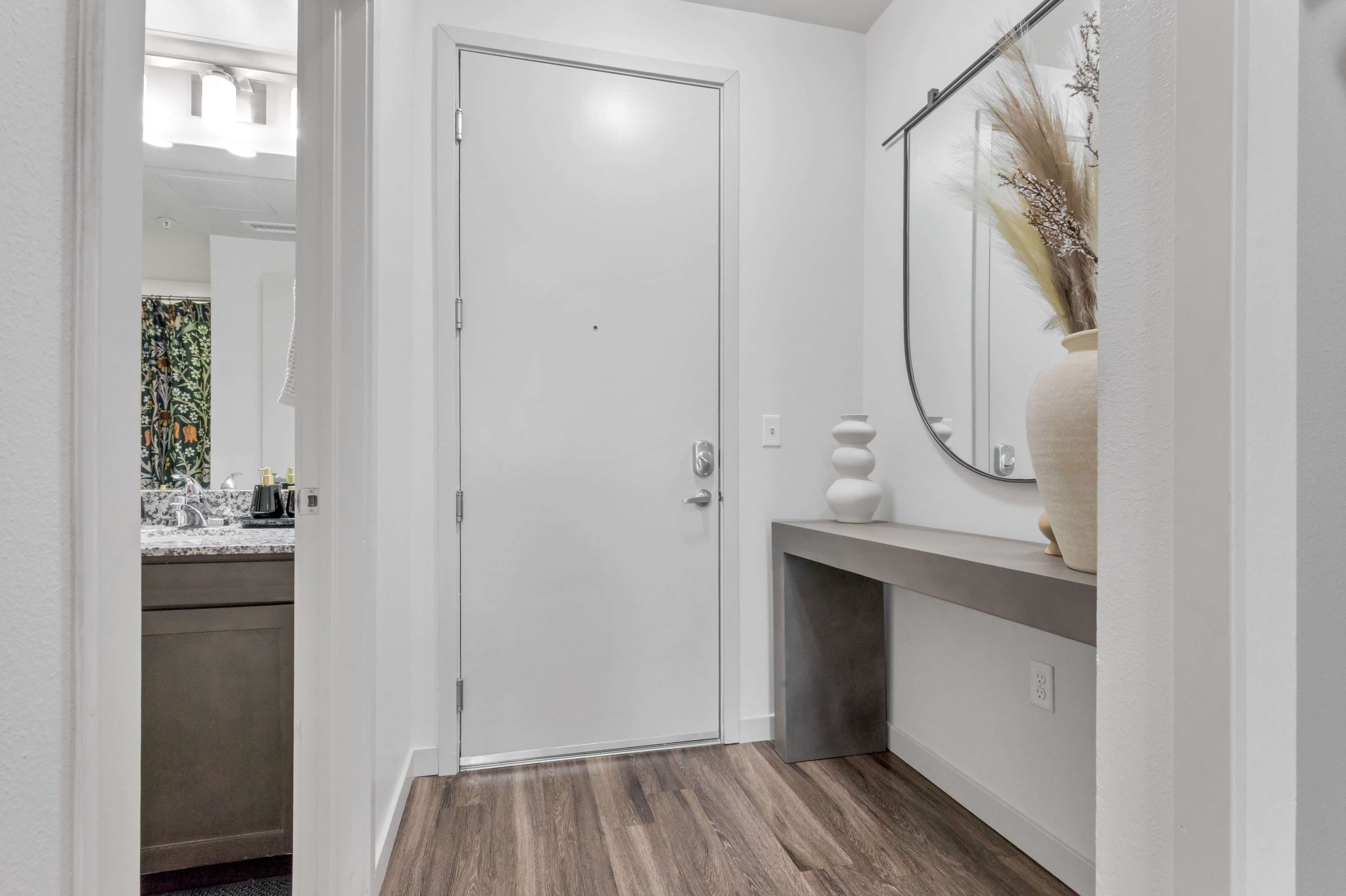 Cortland Alameda Station photo