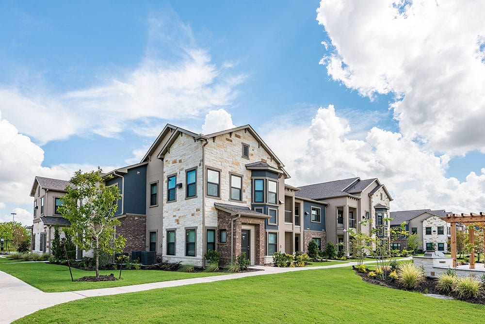 Cortland Luxe Shadow Creek photo