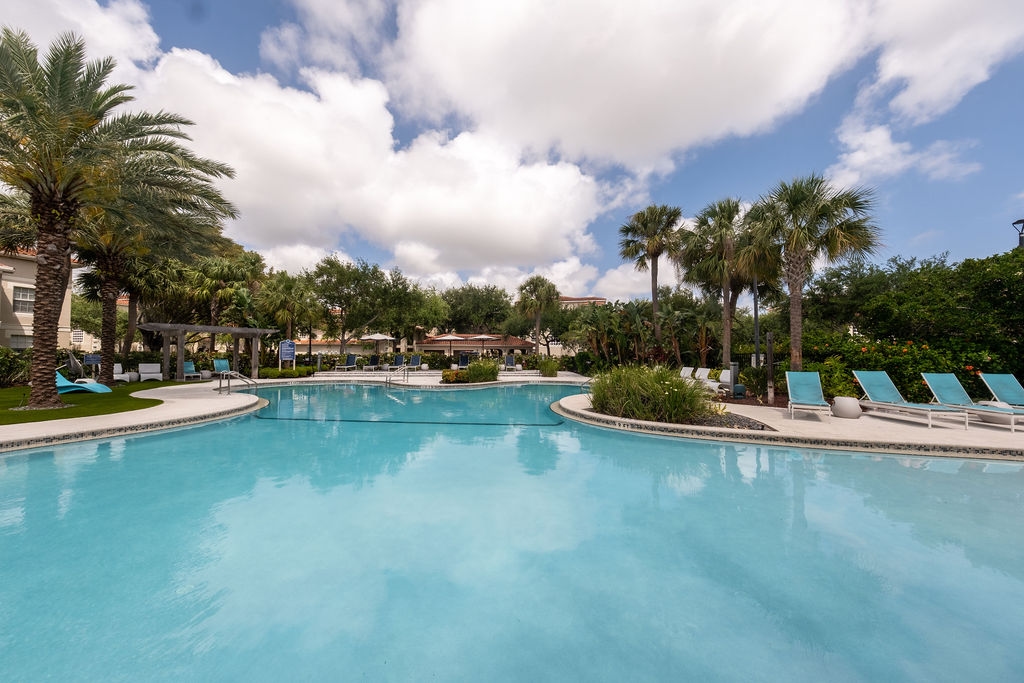 Cortland Portofino Place photo