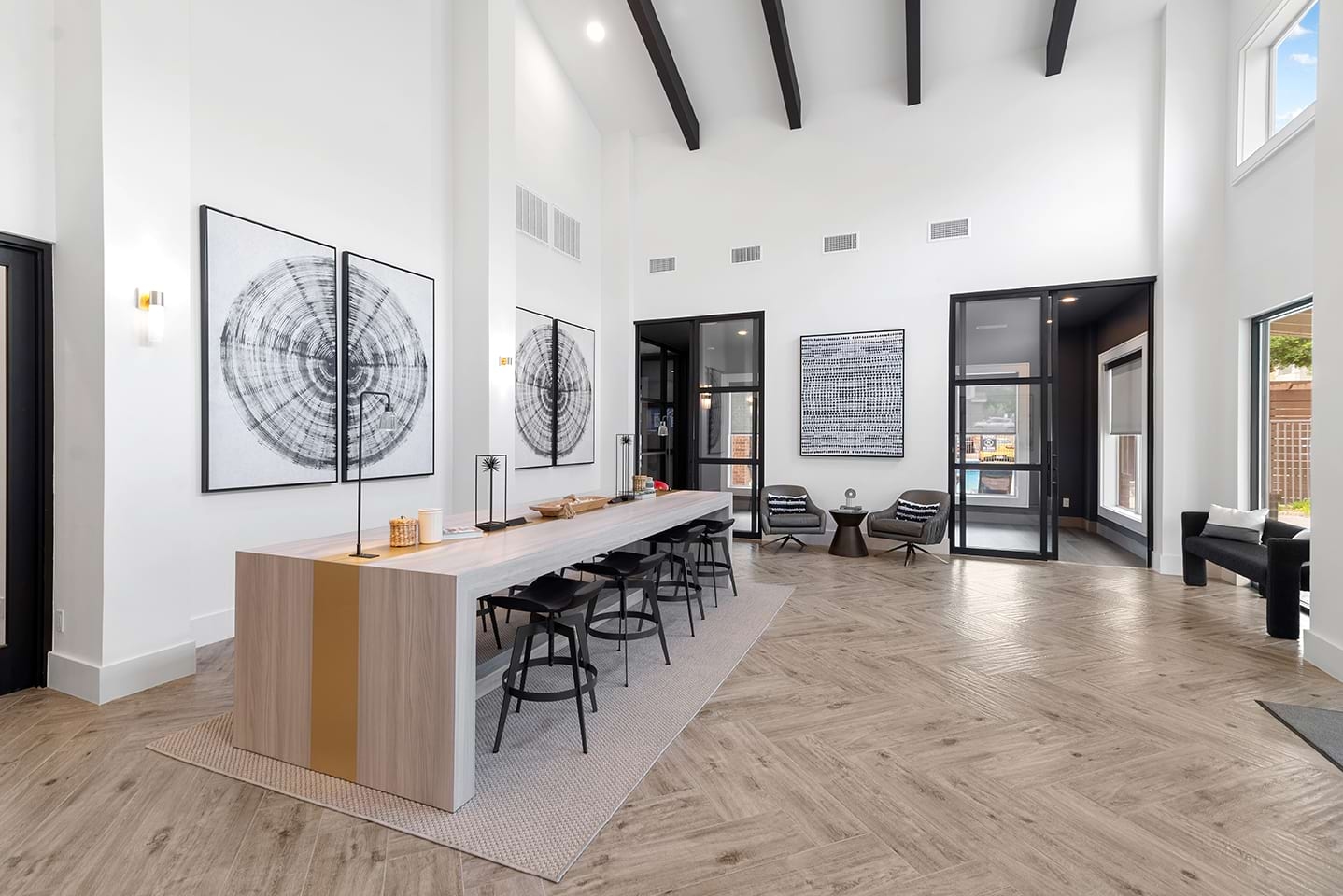 Cortland Ridglea photo