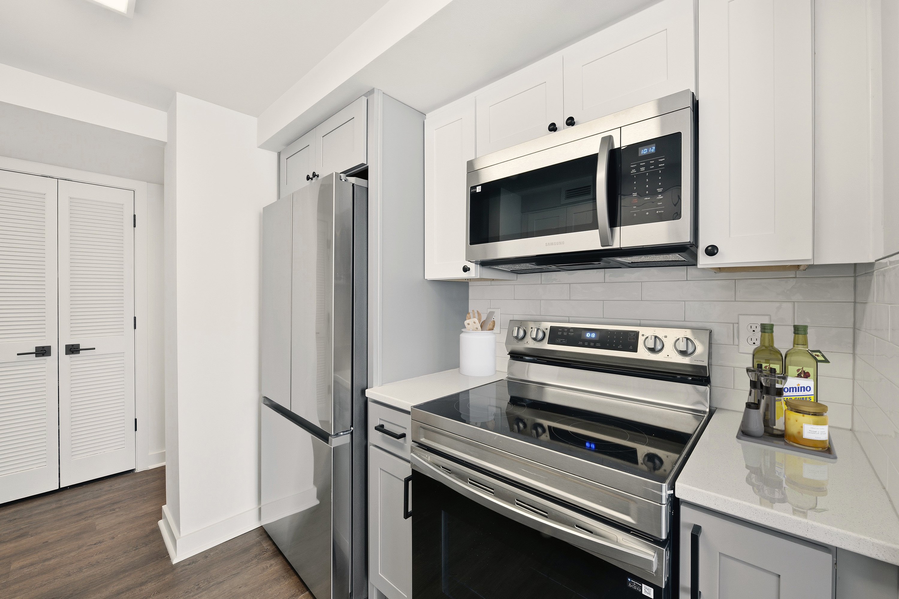 Cortland at McLean photo