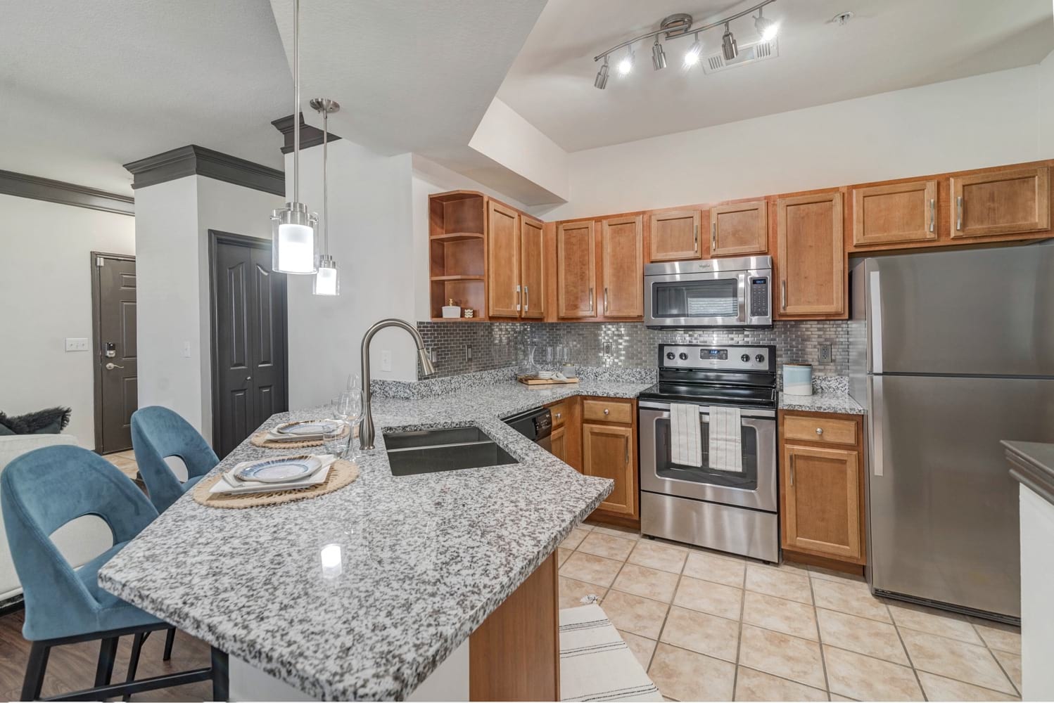 Cortland Ridglea photo