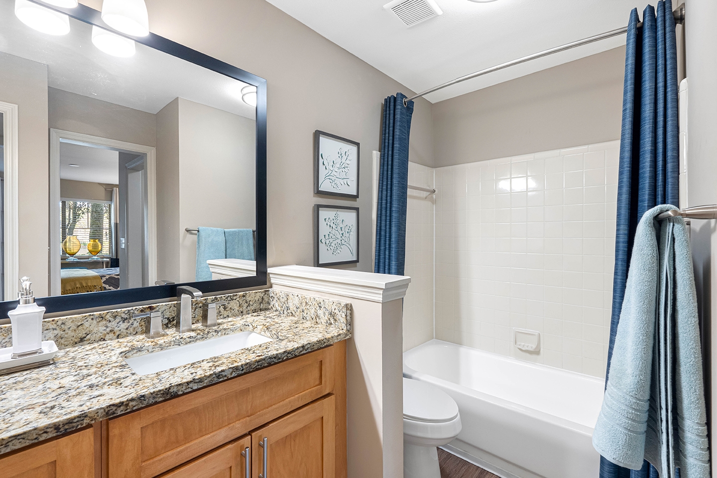 Cortland Mirror Lake photo