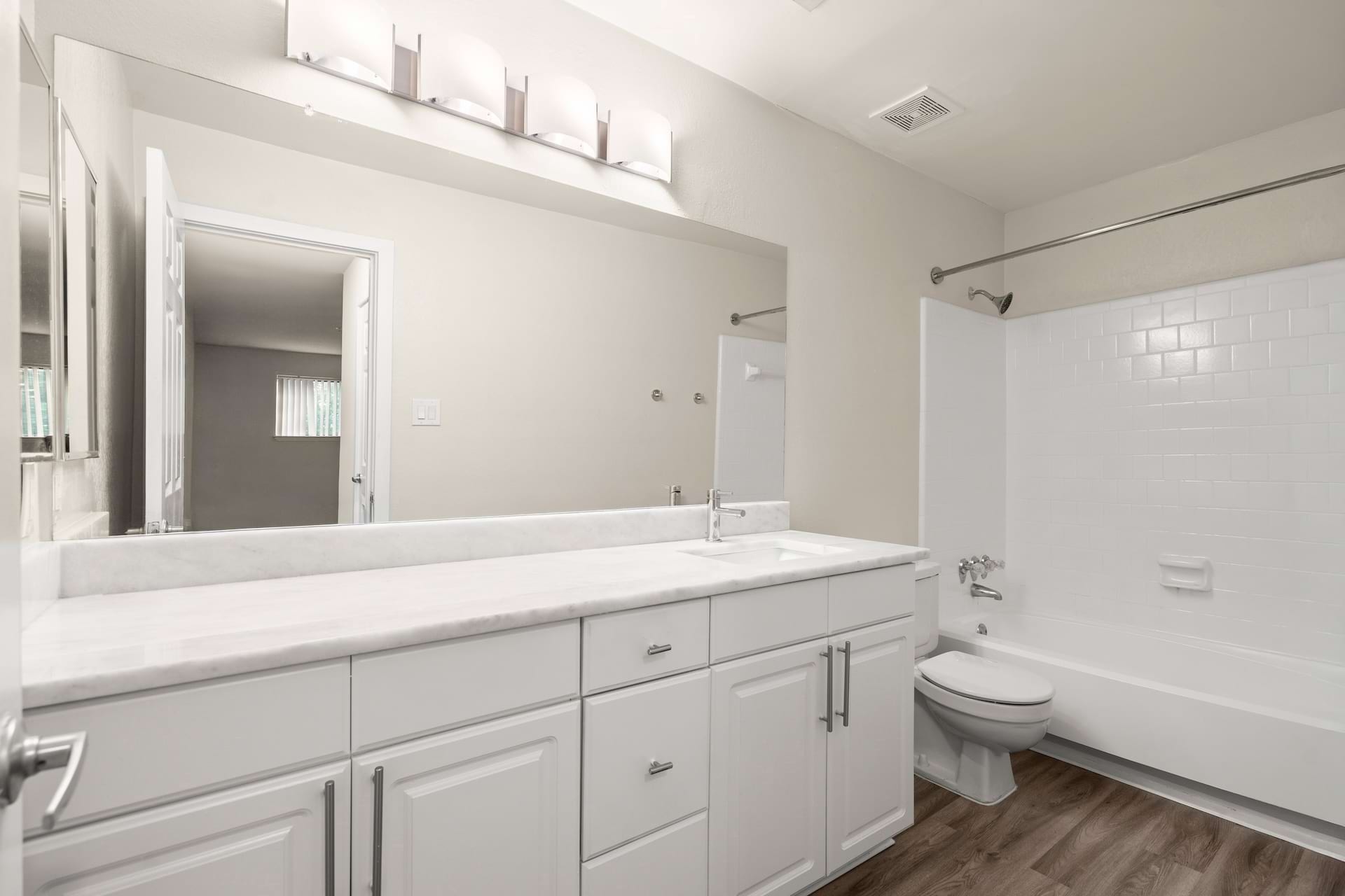 Cortland on Cumberland photo