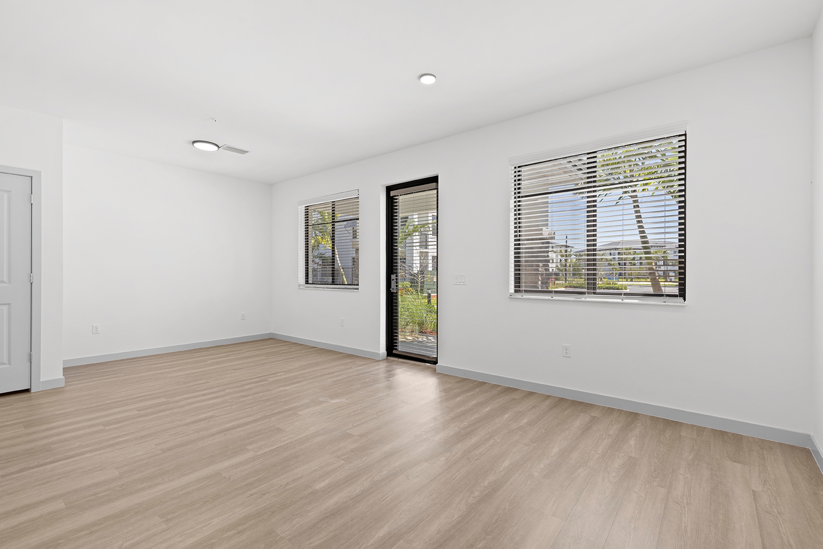 Cortland Royal Palm Beach photo