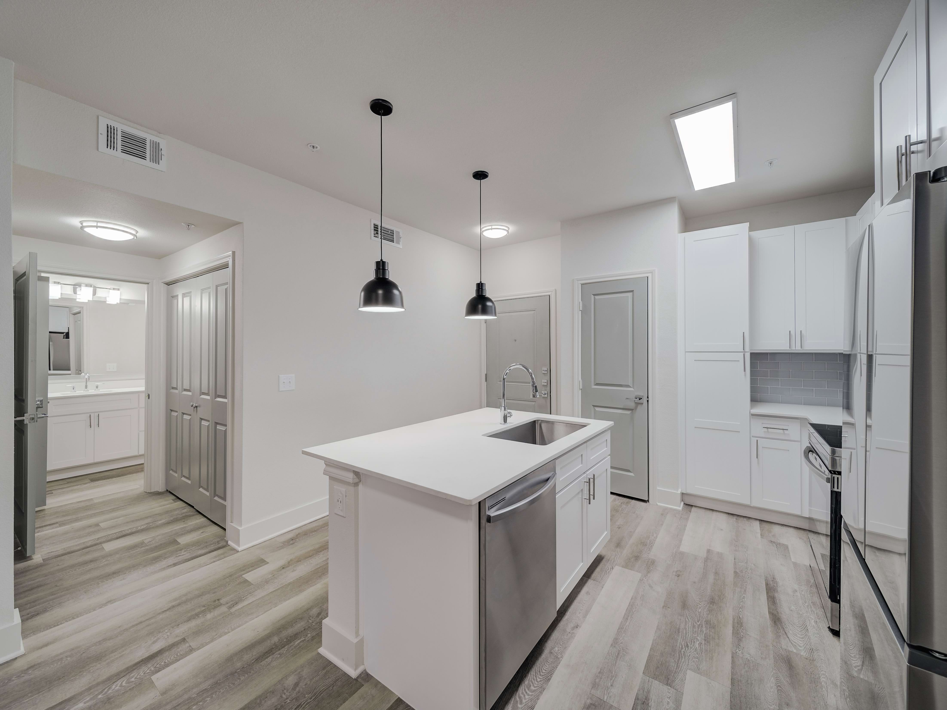 Cortland Addison Circle photo