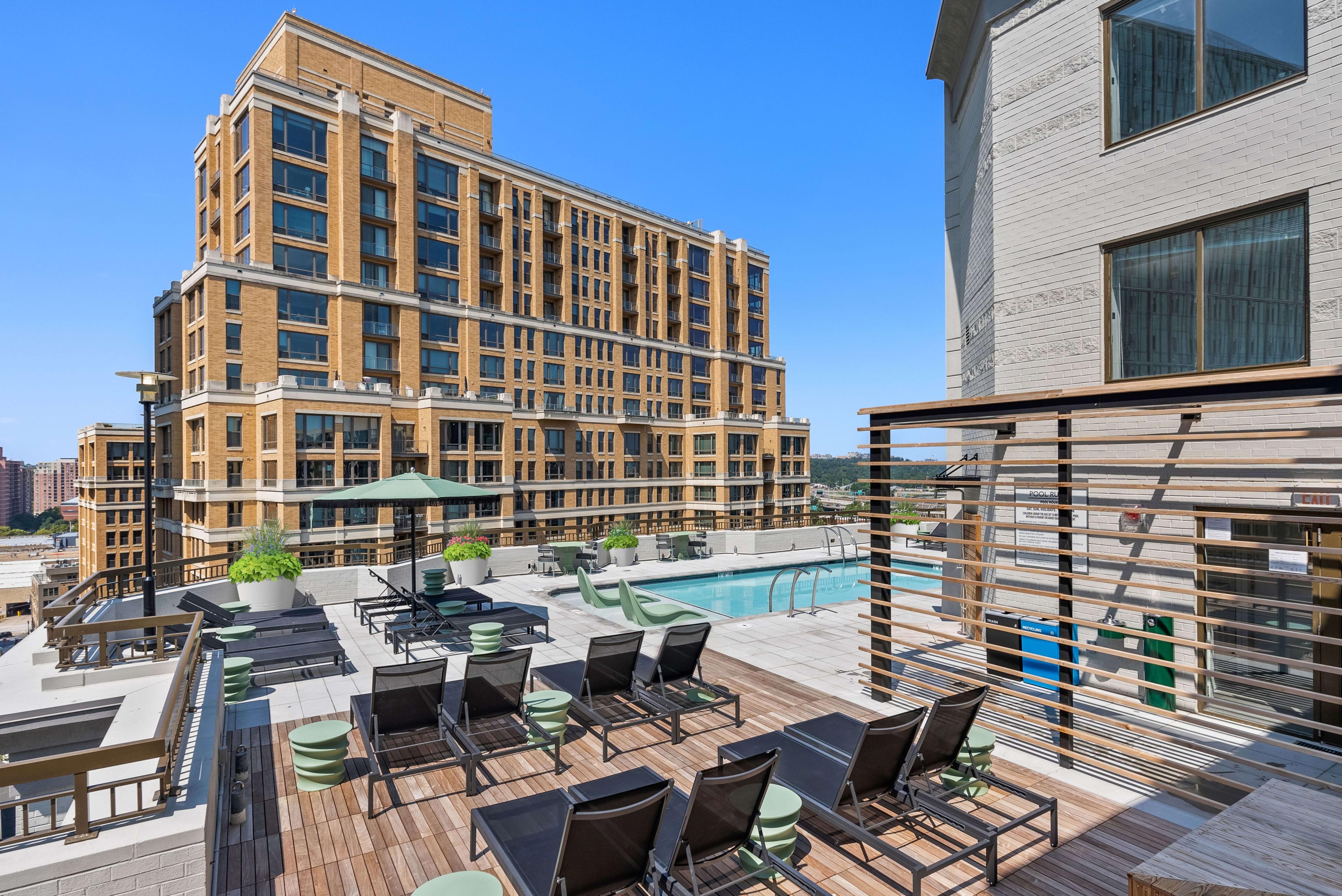 Cortland Pentagon City photo