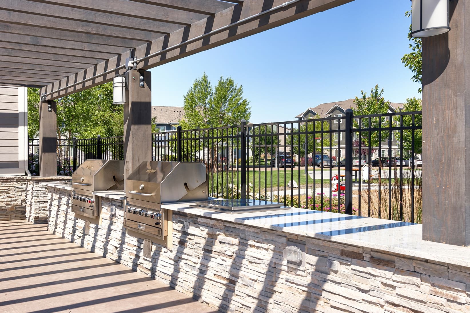 Cortland at Ten Mile photo