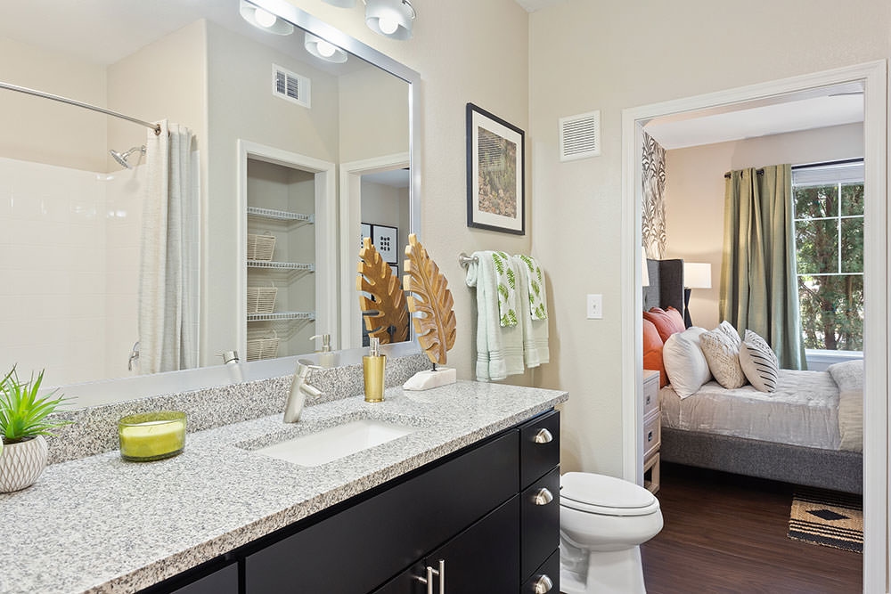 Cortland Mountain Vista photo