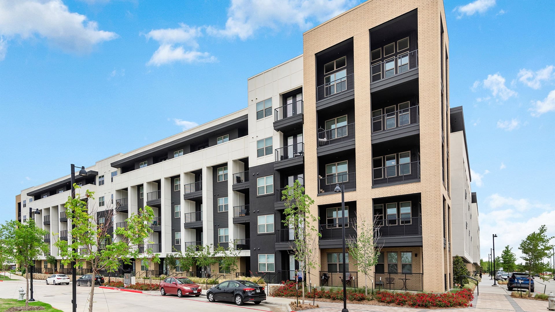 Cortland at Castle Hills photo