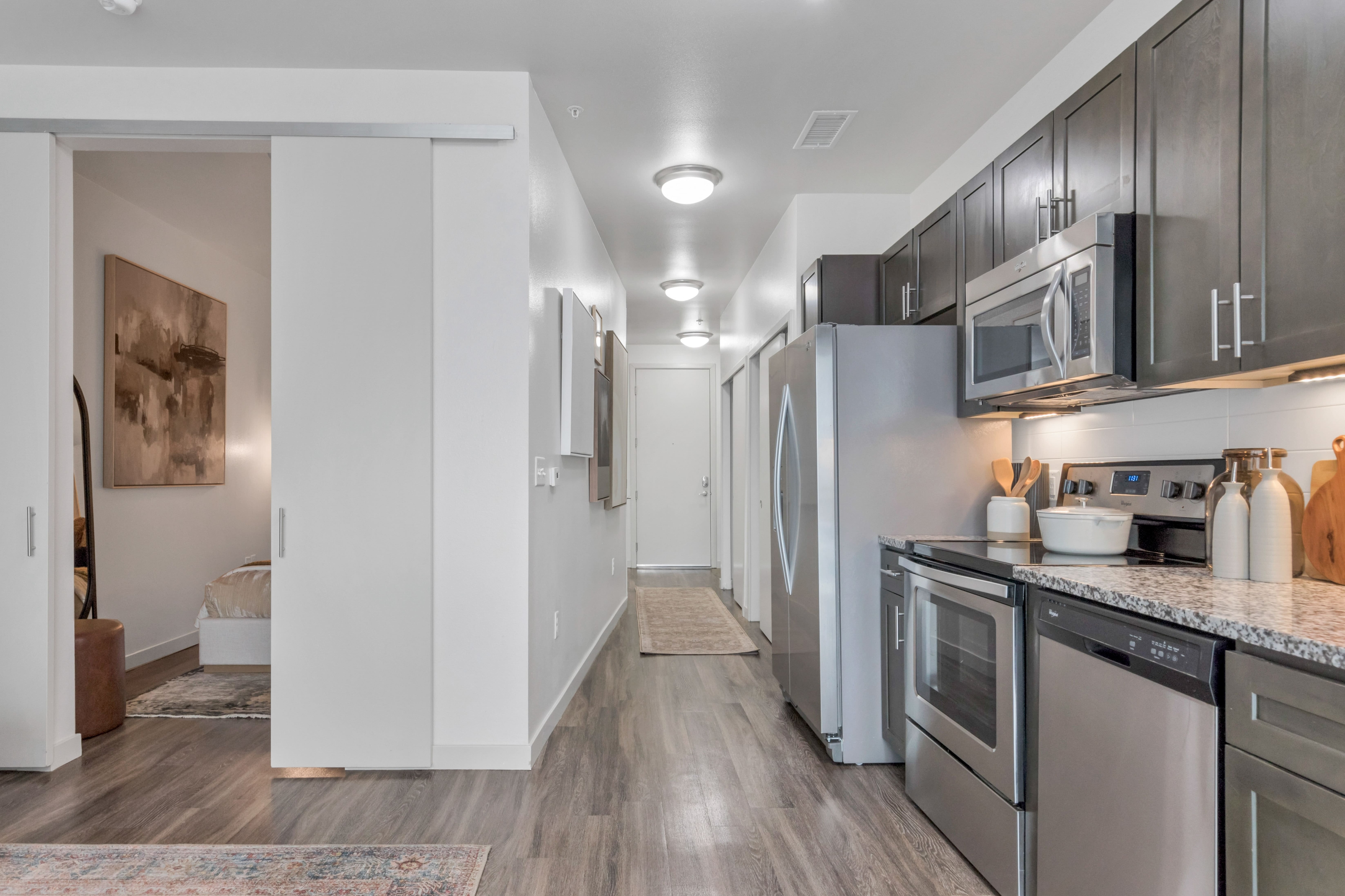 Cortland Alameda Station photo