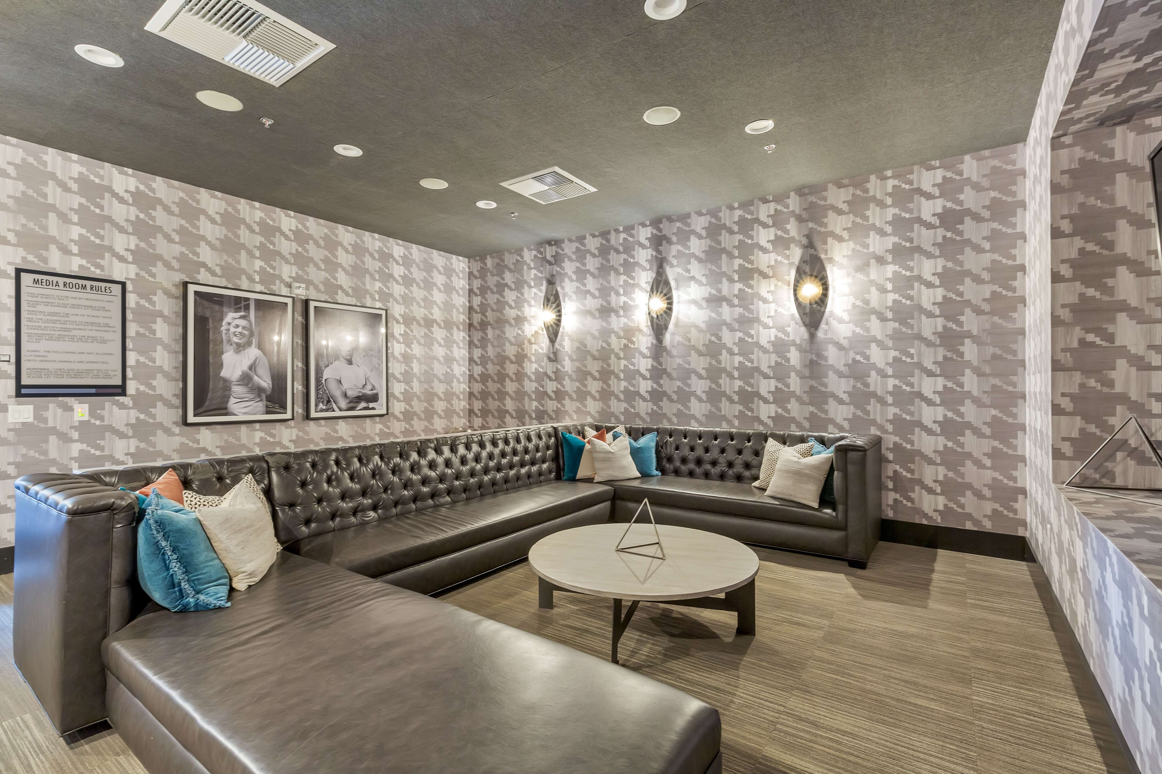 Cortland at 2534 photo