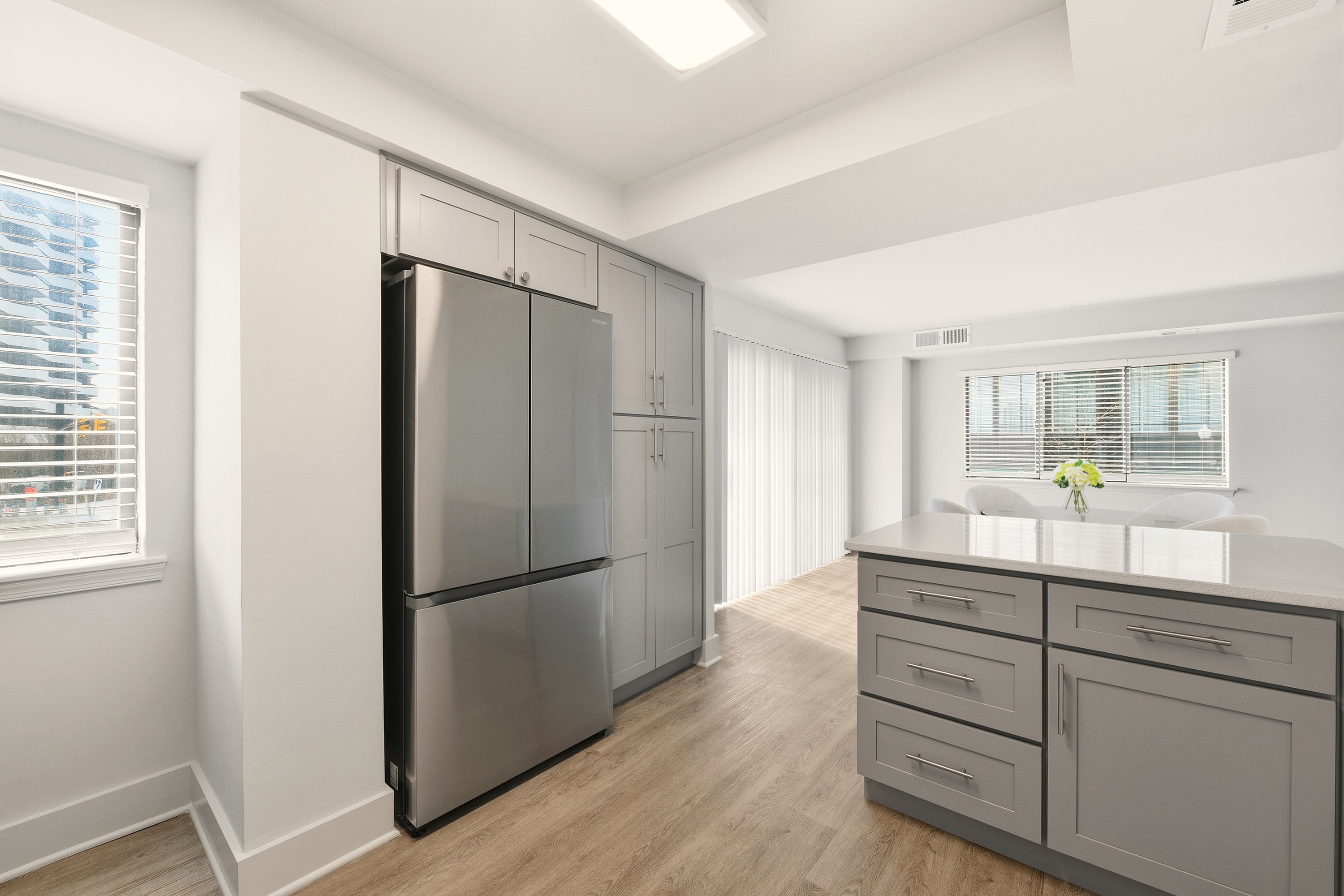 Cortland on South Eads photo