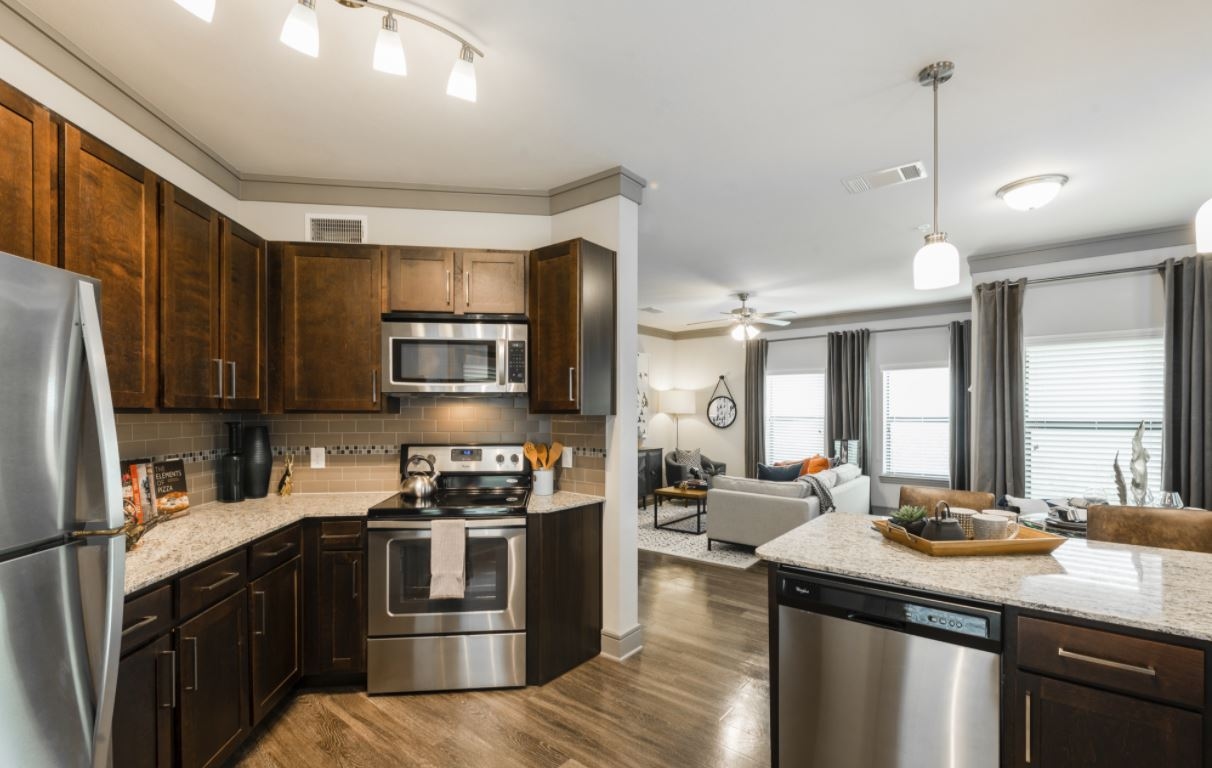 Cortland Avion Shadow Creek photo