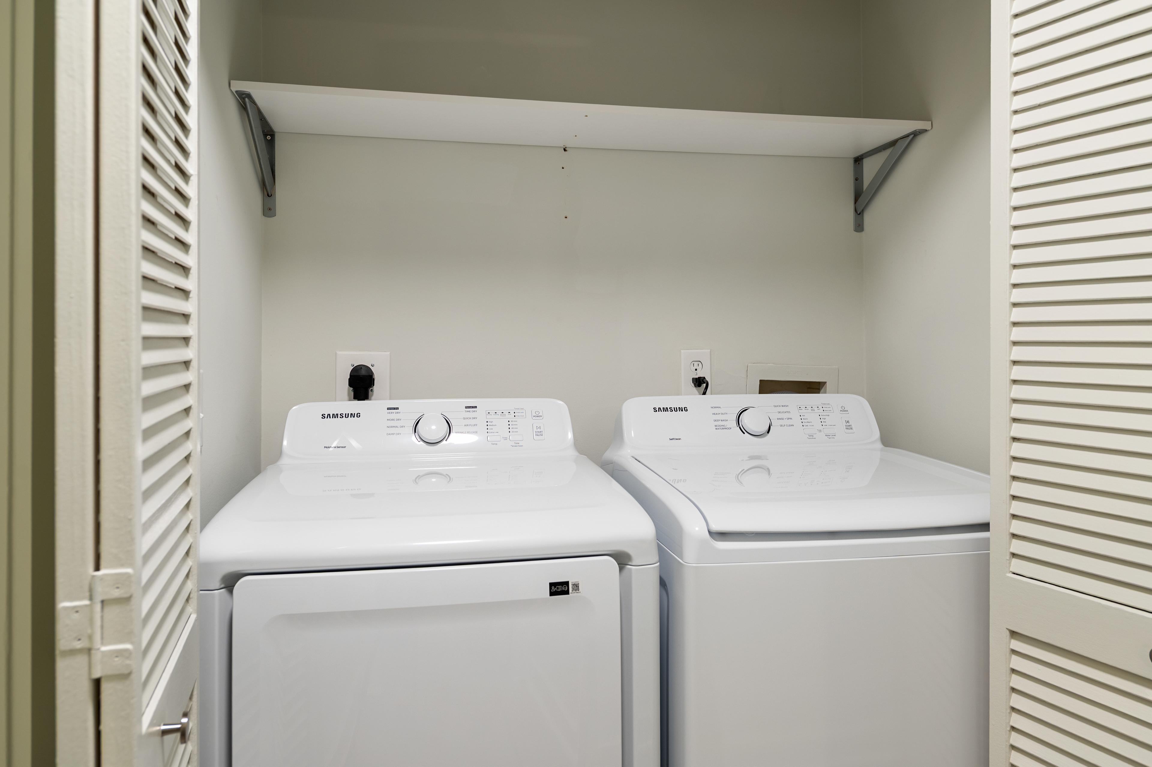 Cortland at Dulles photo