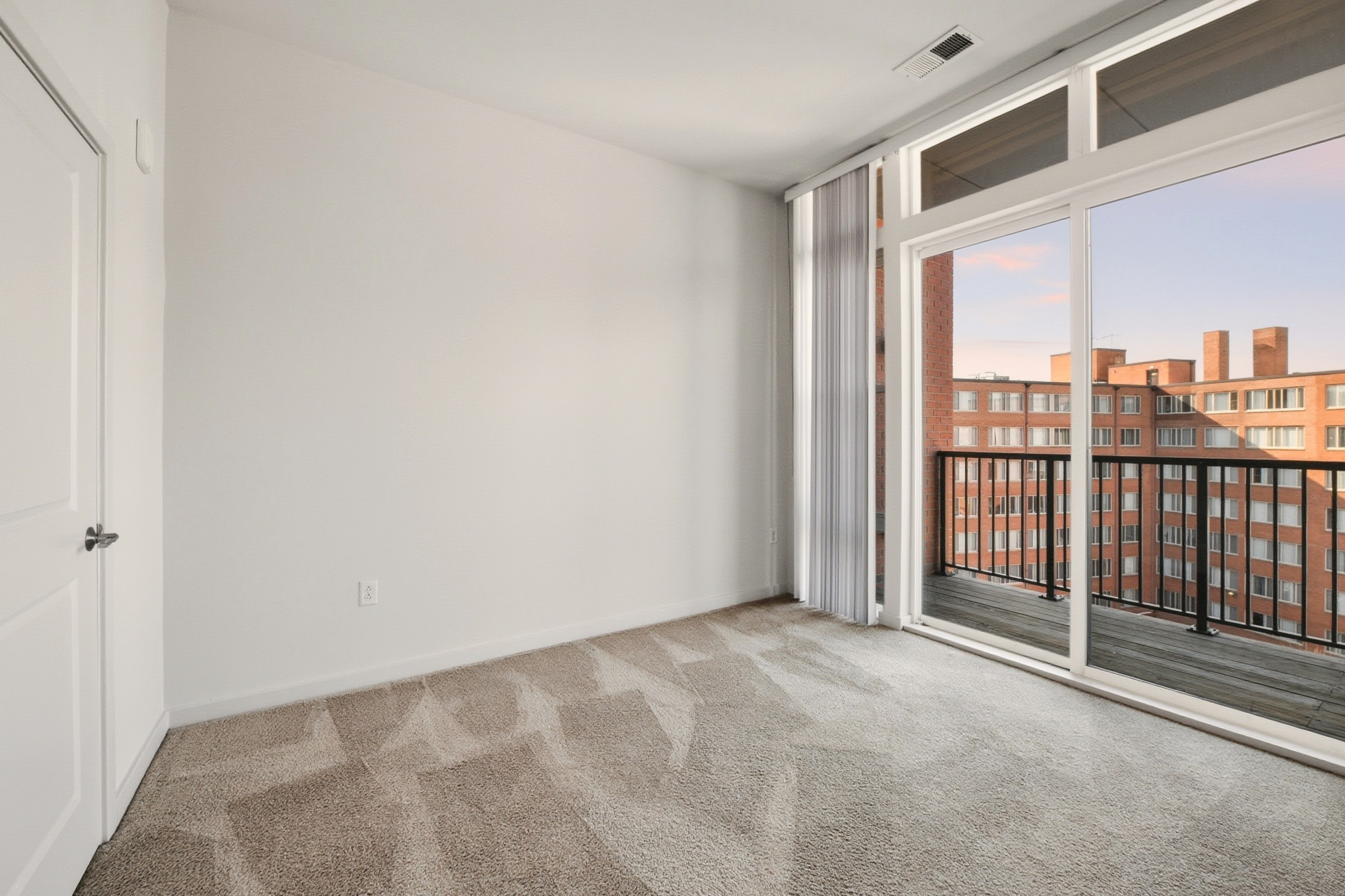 Cortland Columbia Pike photo