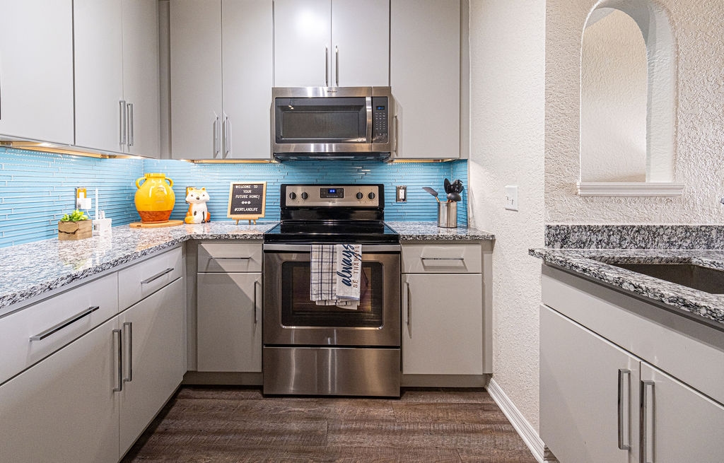 Cortland Portofino Place photo