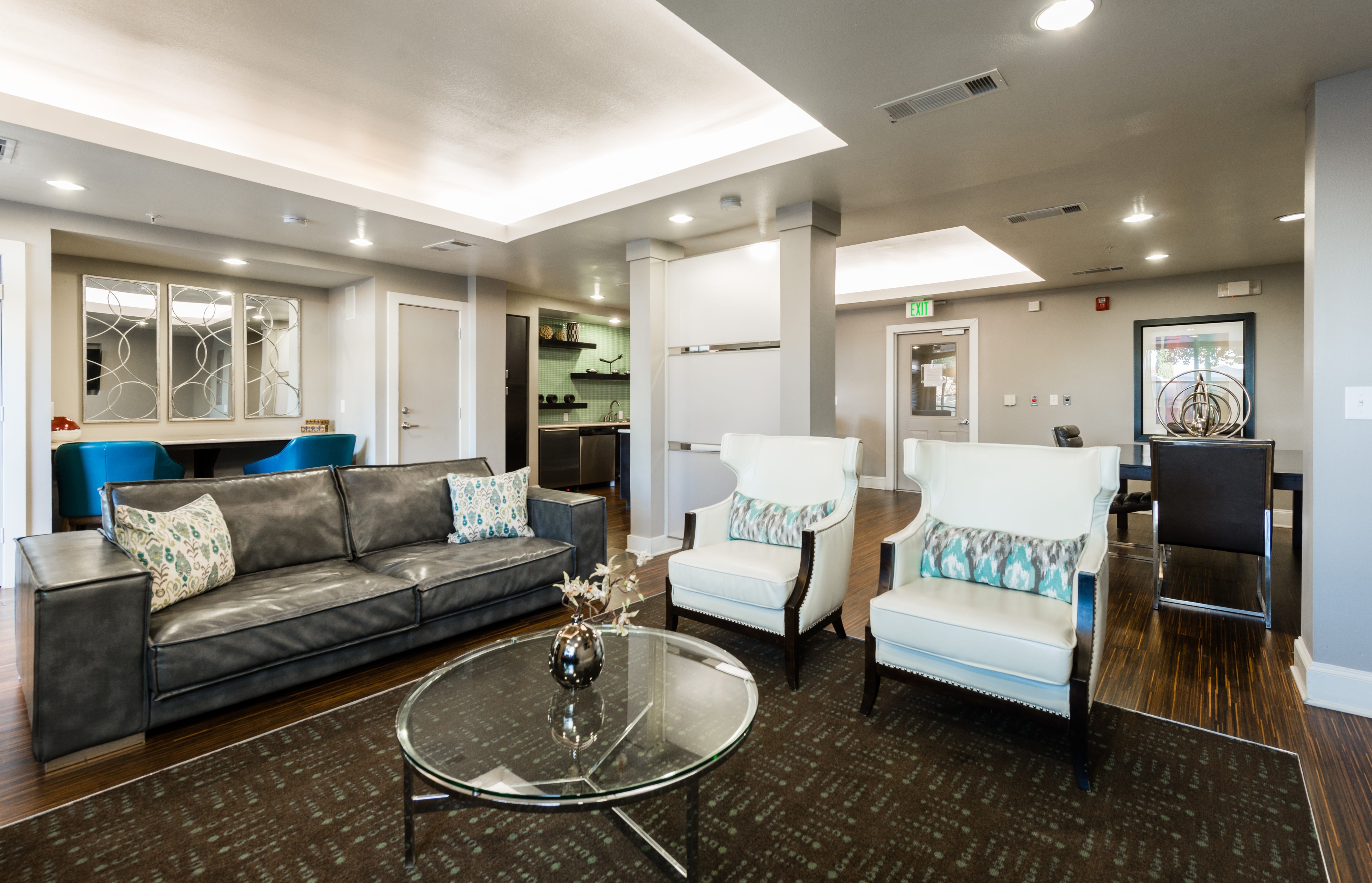 Cortland Addison Circle photo