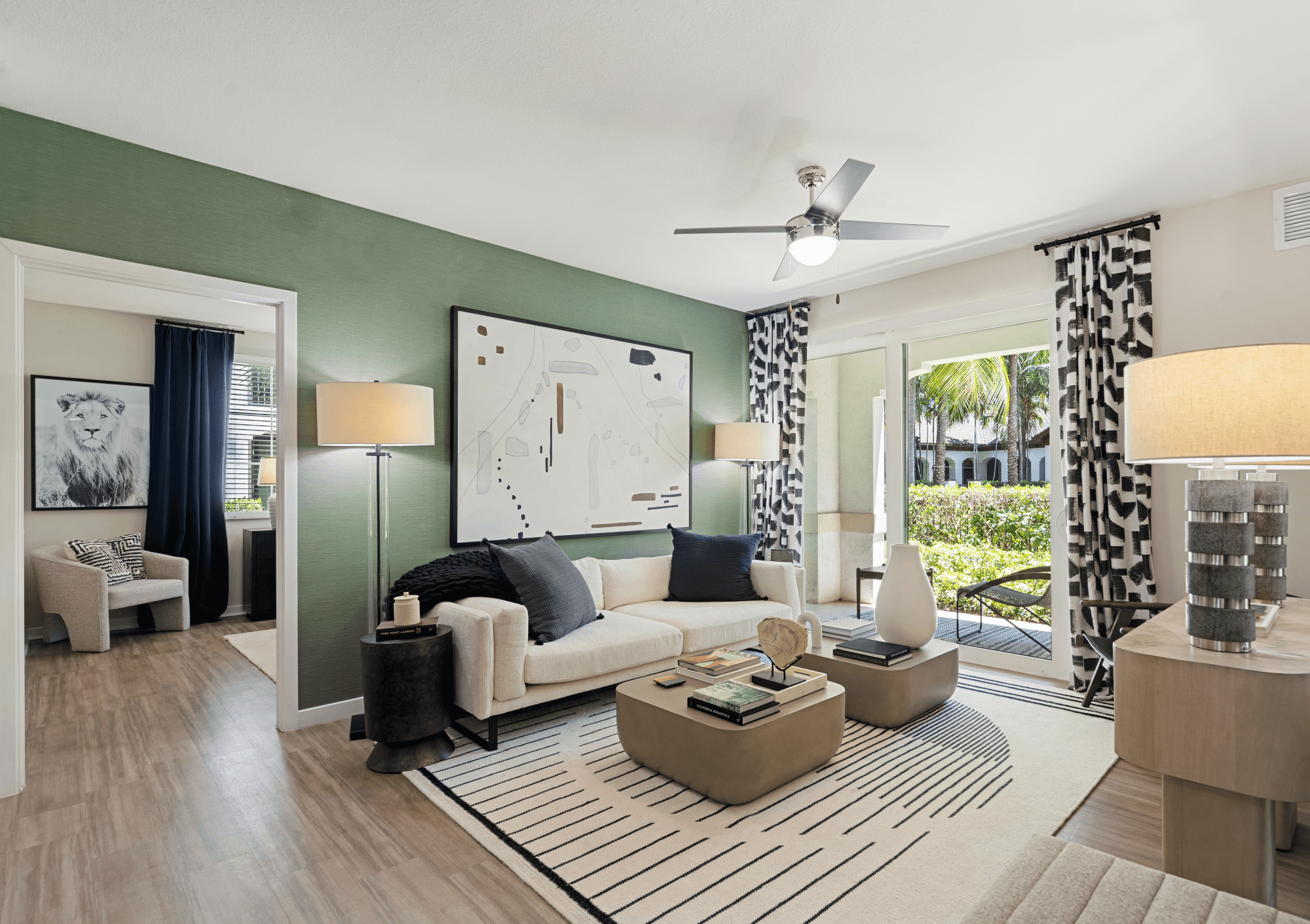 Cortland Hollywood photo