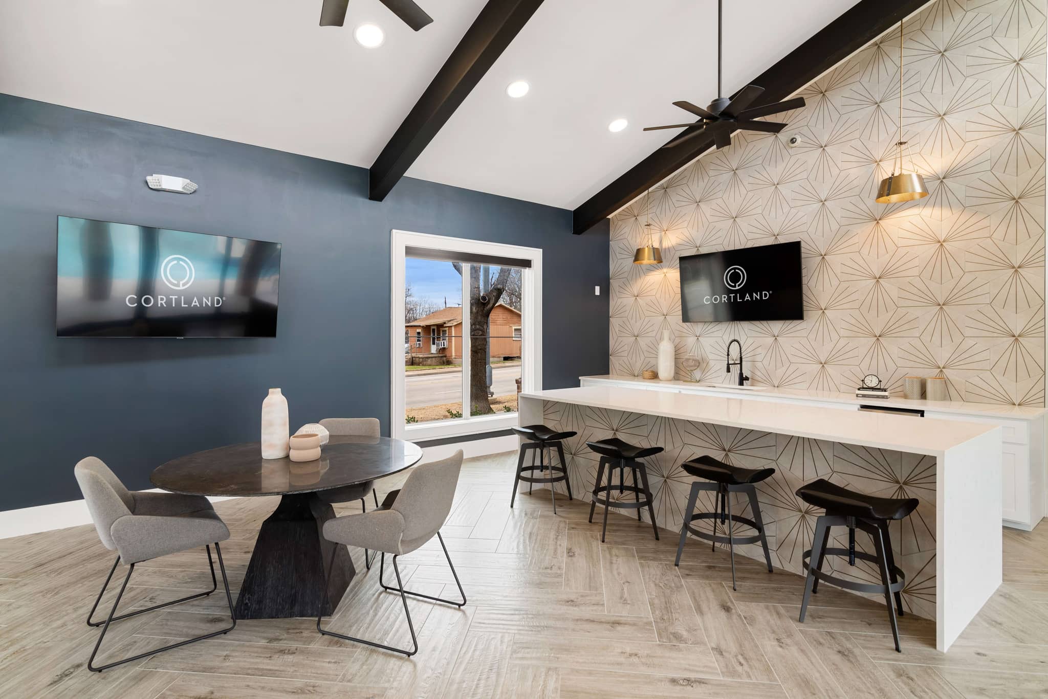 Cortland Ridglea photo 34