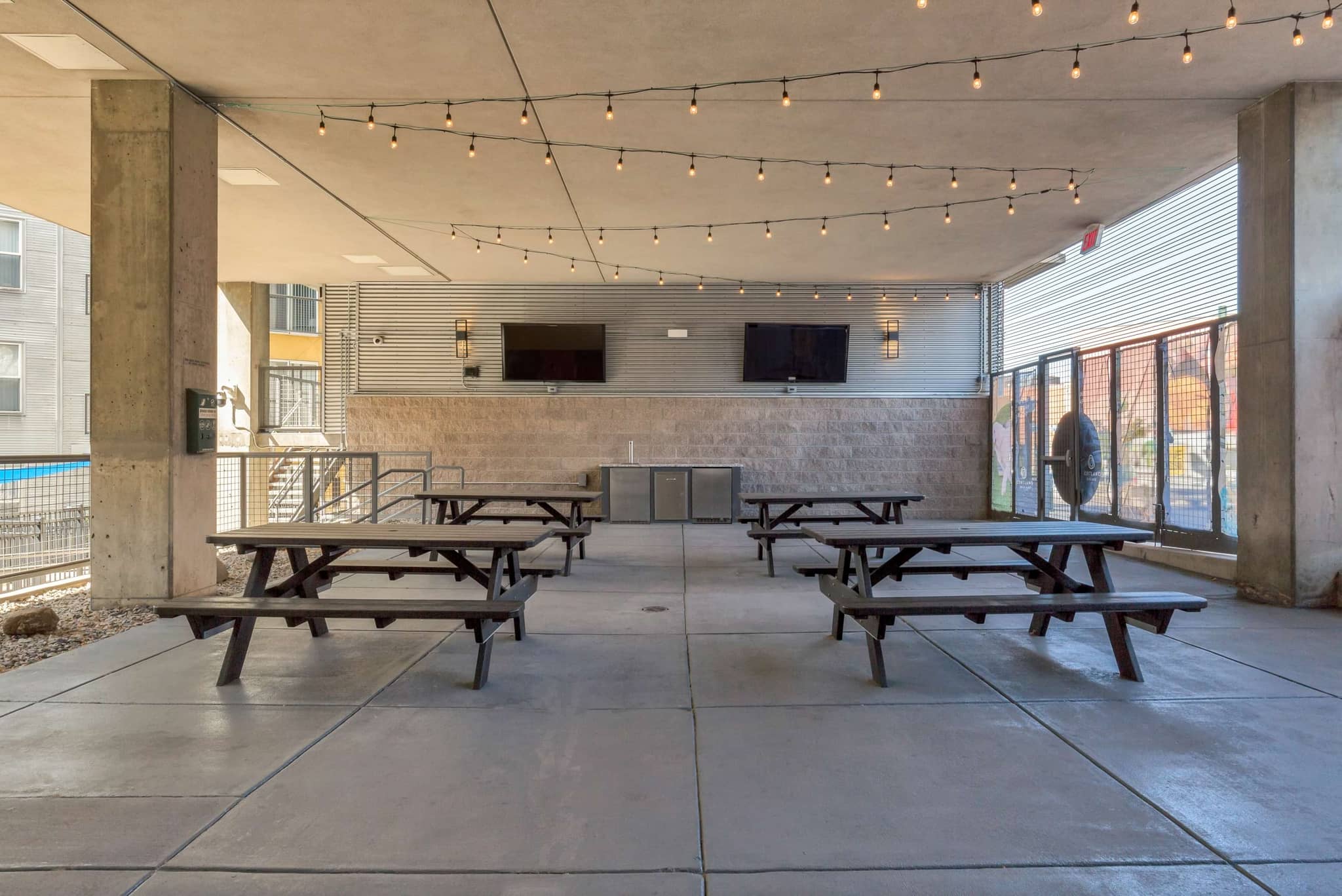 Cortland on Blake photo 25