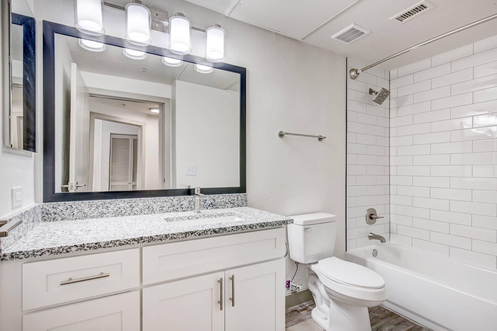 Cortland Belmar photo 23