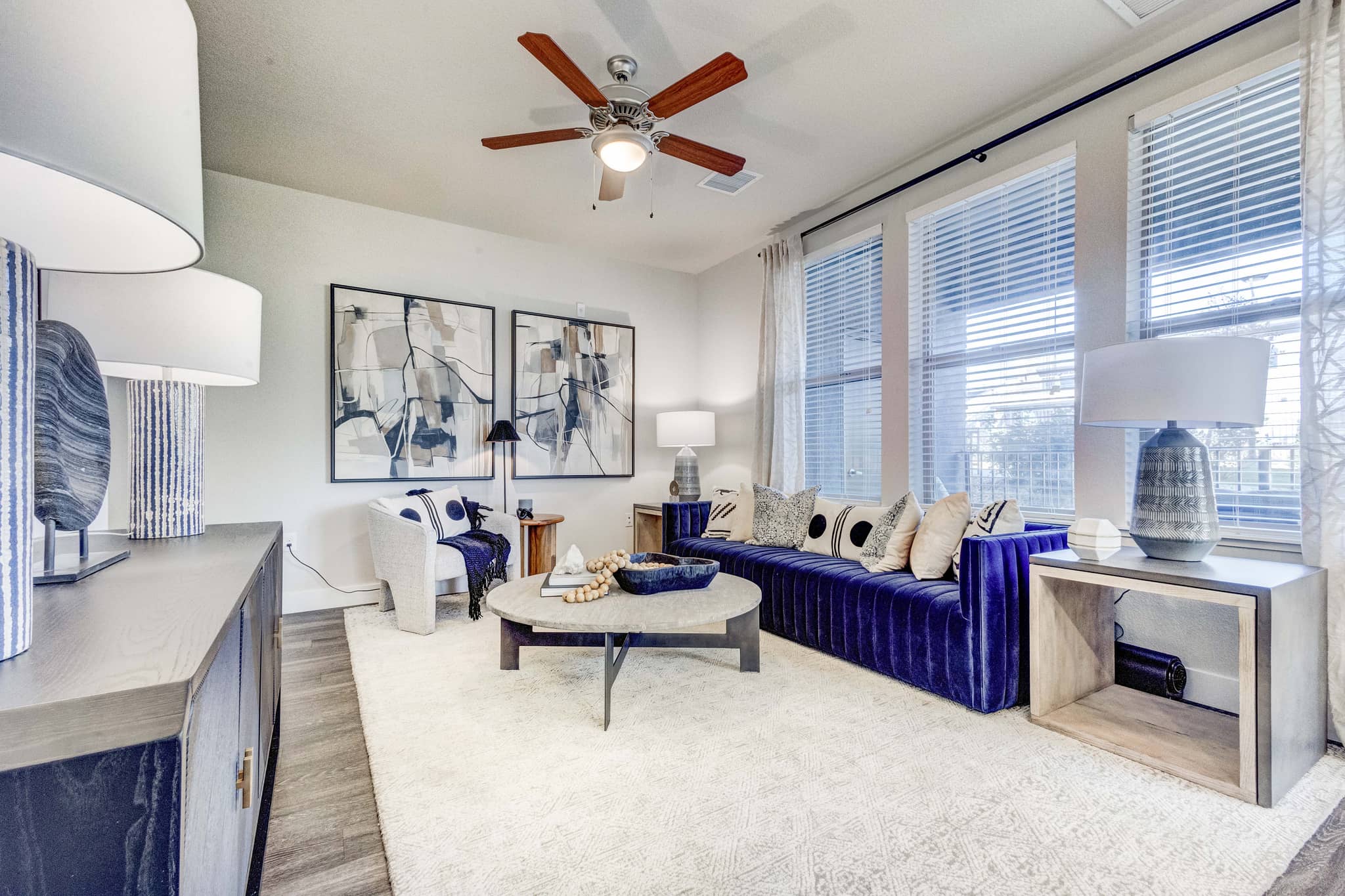 Cortland at 2534 photo 9