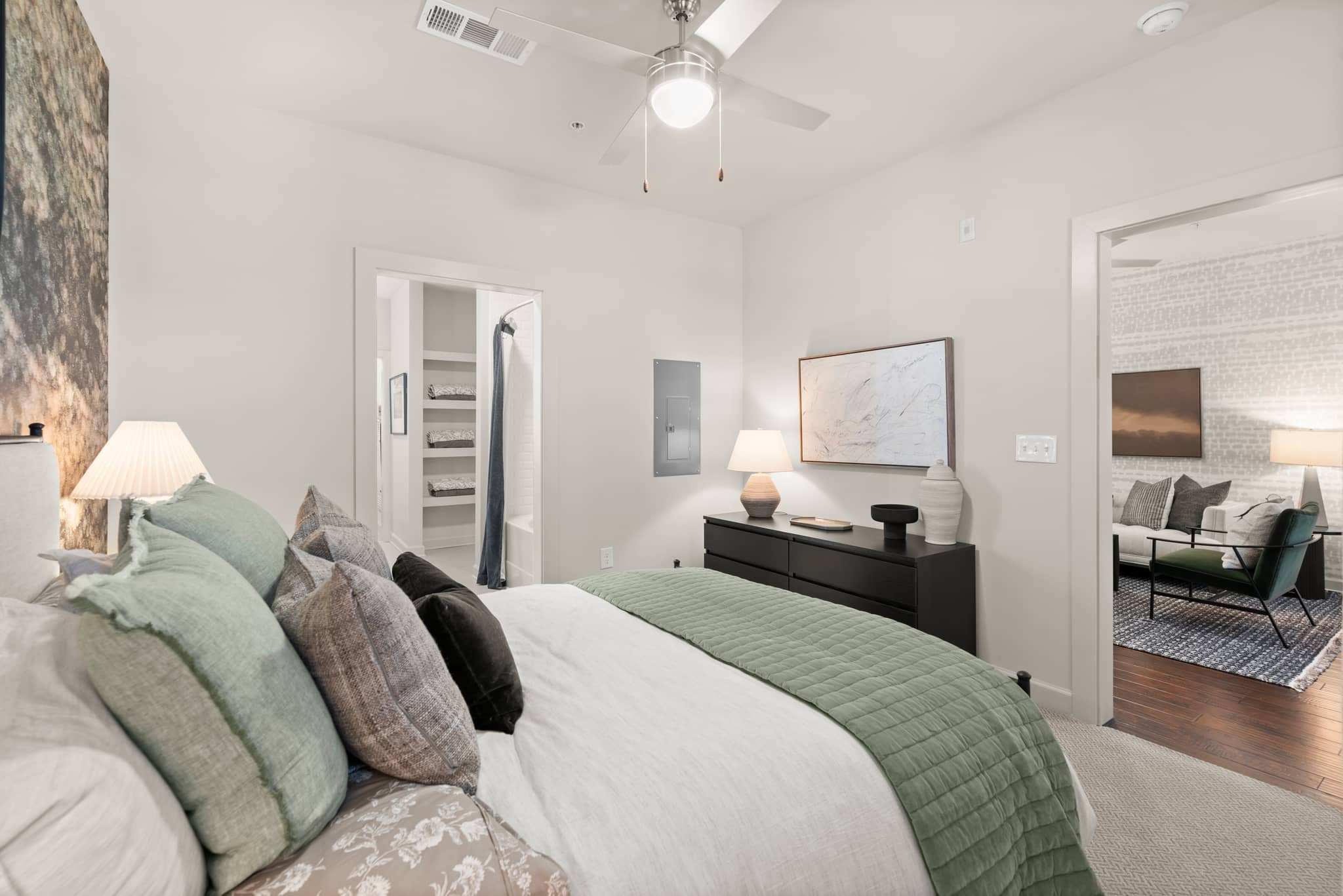 Cortland Peachtree Battle photo 7