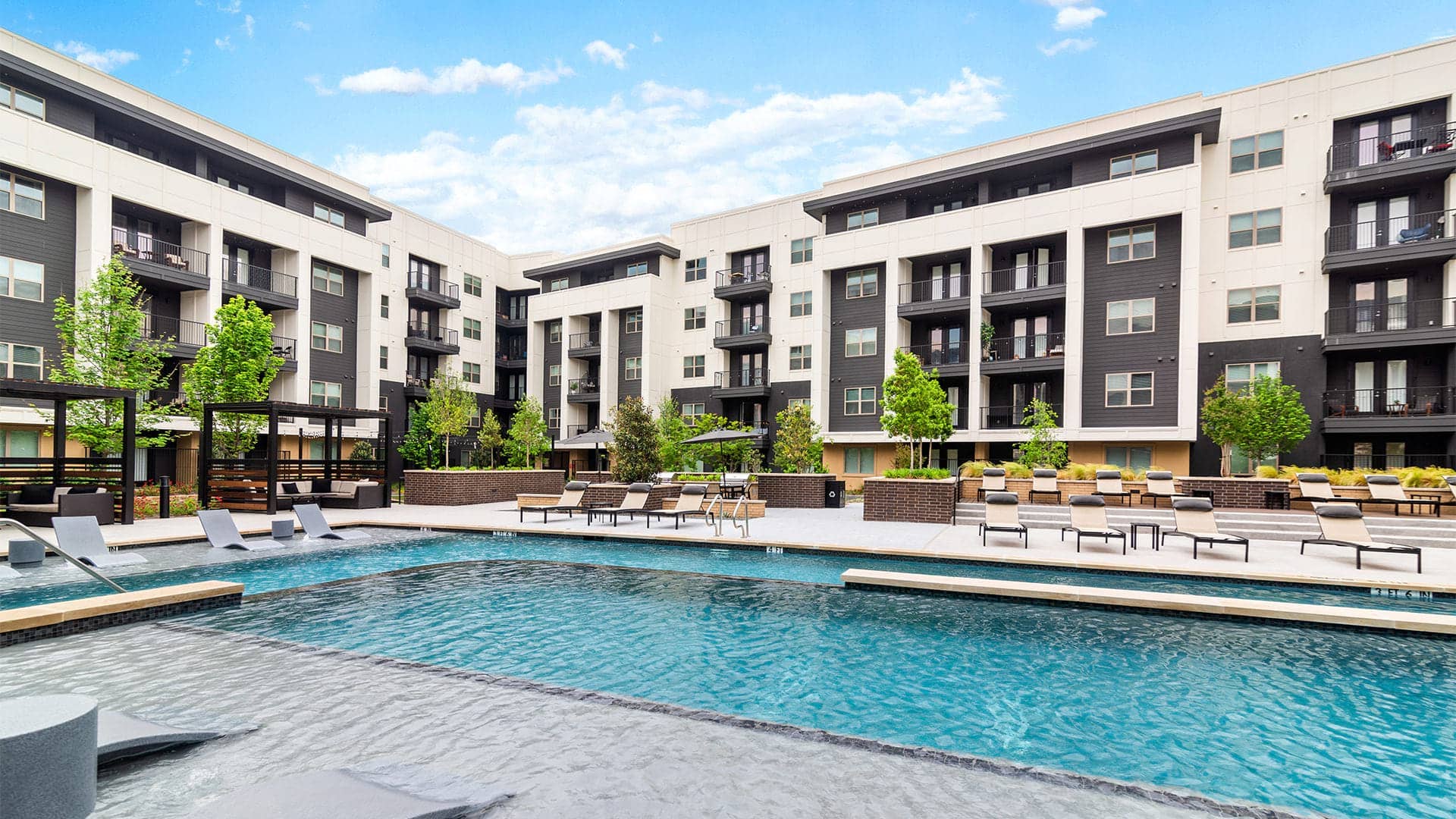 Cortland at Castle Hills photo 25