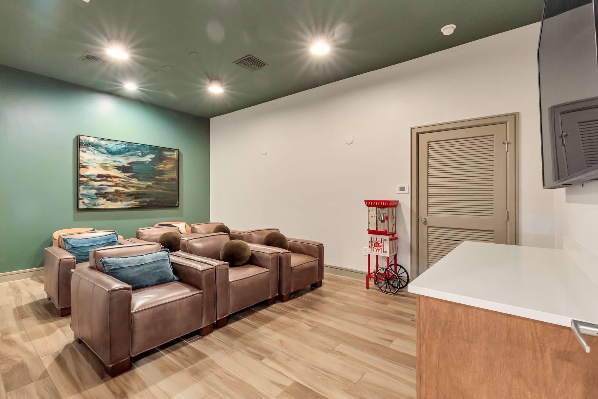 Cortland Westminster photo 30