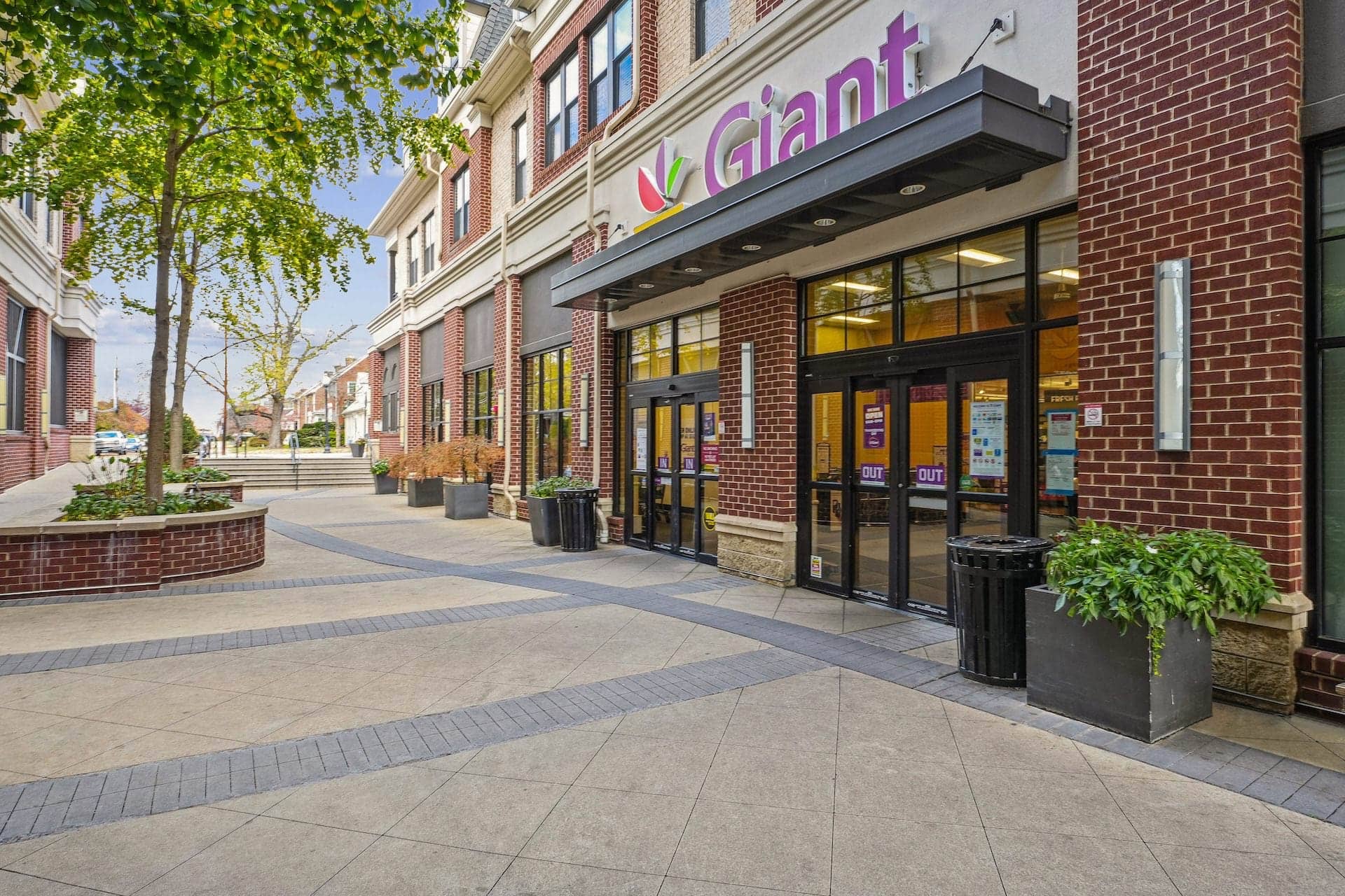 Cortland Columbia Pike photo 42