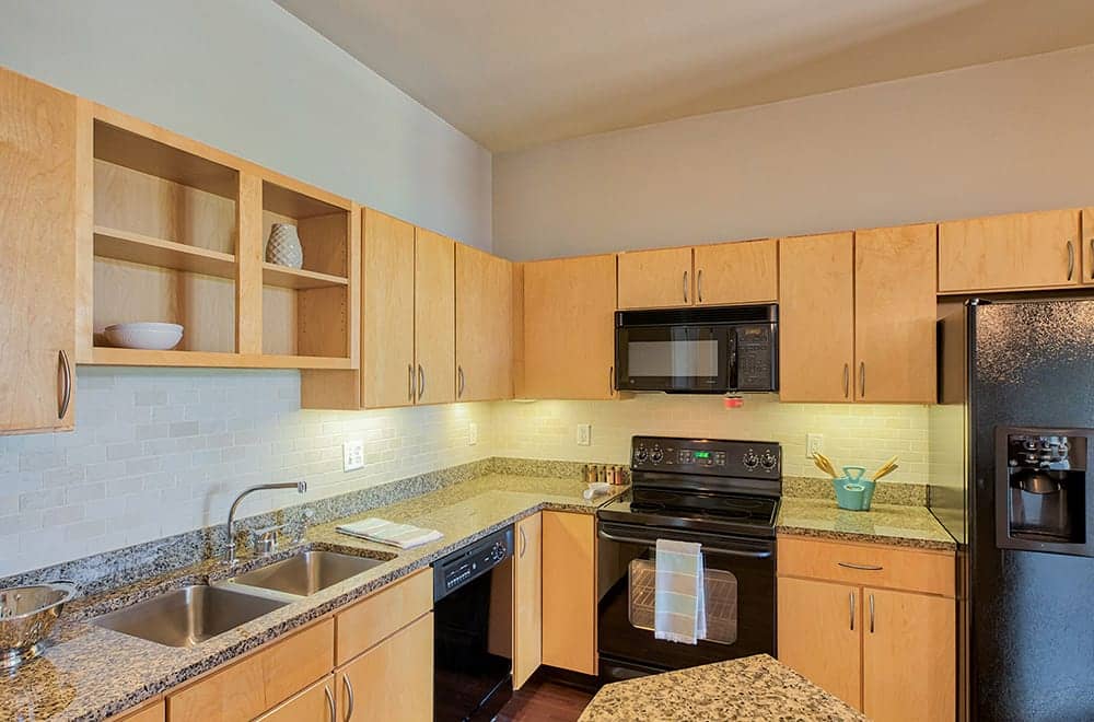 Cortland Belmar photo 28