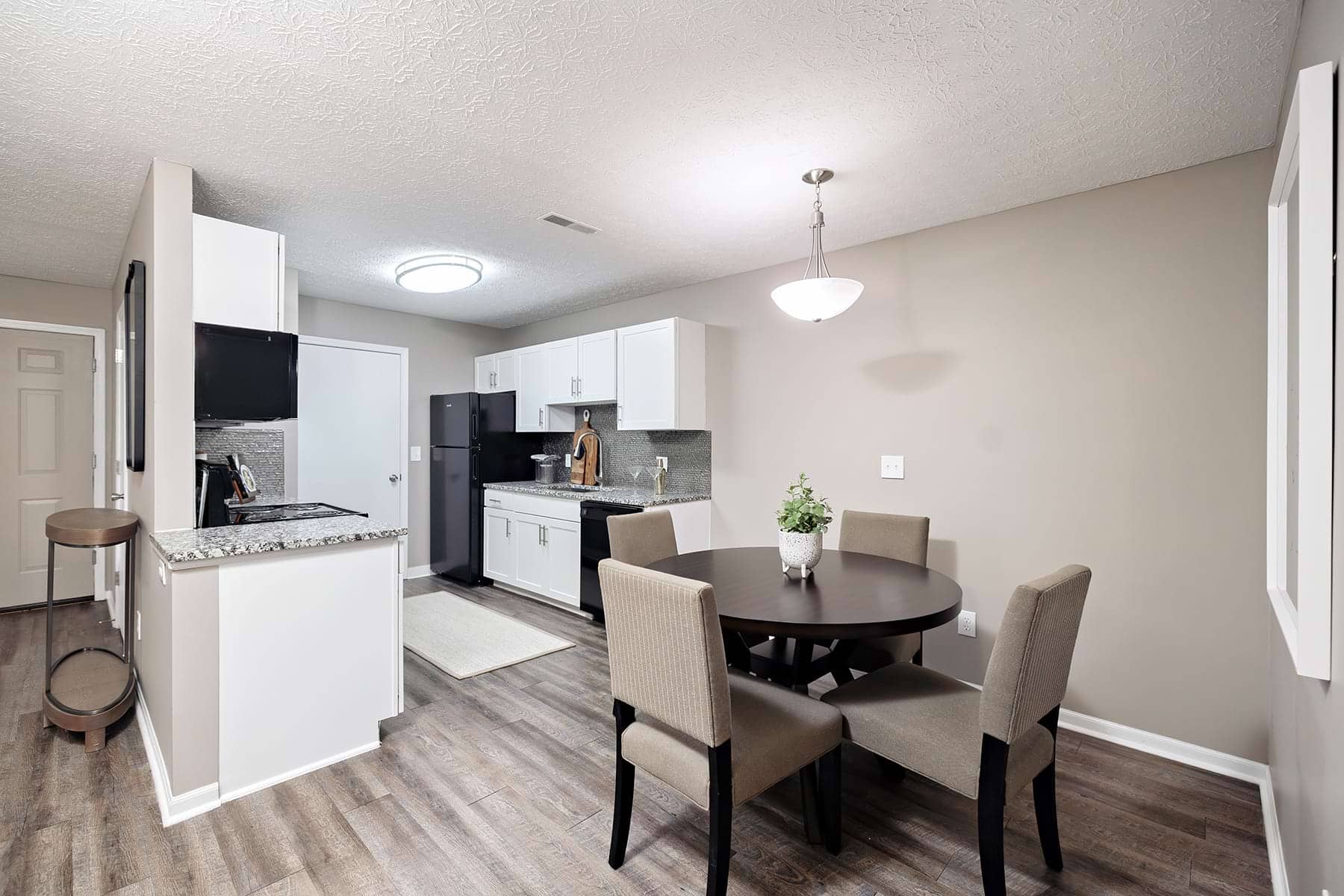 Jefferson Chase photo 4