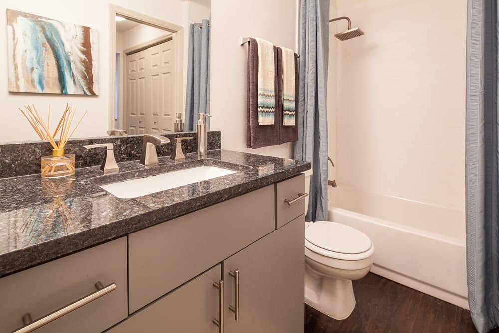 Cortland Cotswold photo 3