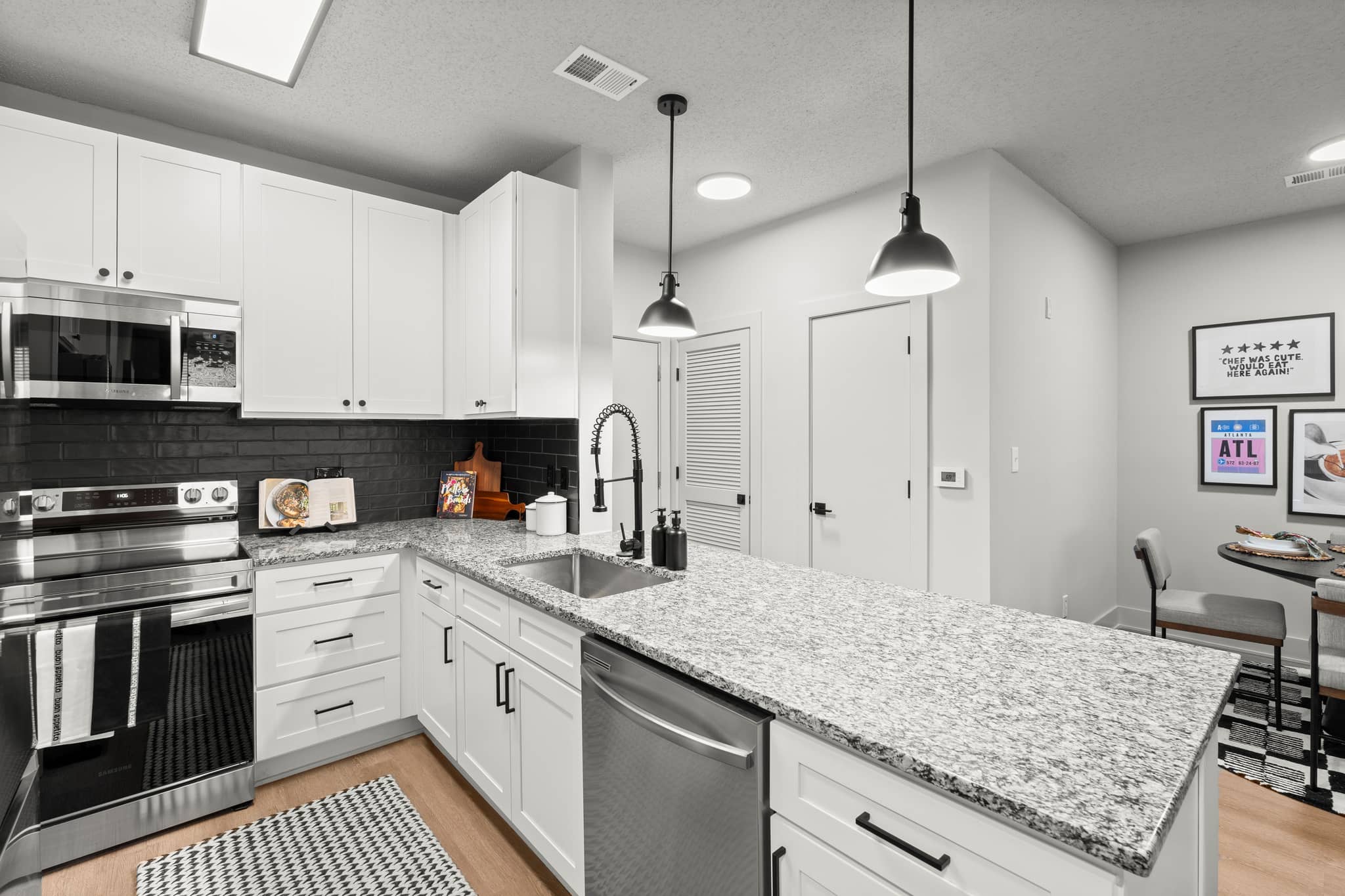 Cortland Old Fourth Ward photo 10