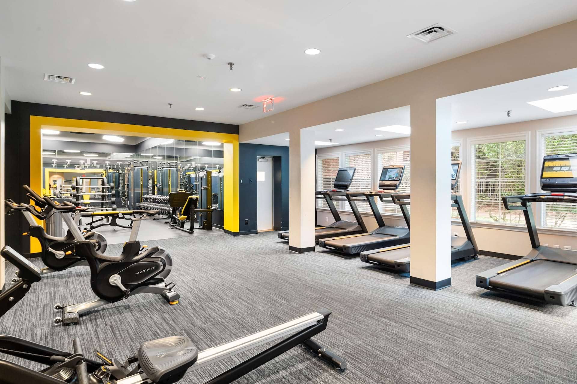 Cortland Van Dorn photo 11