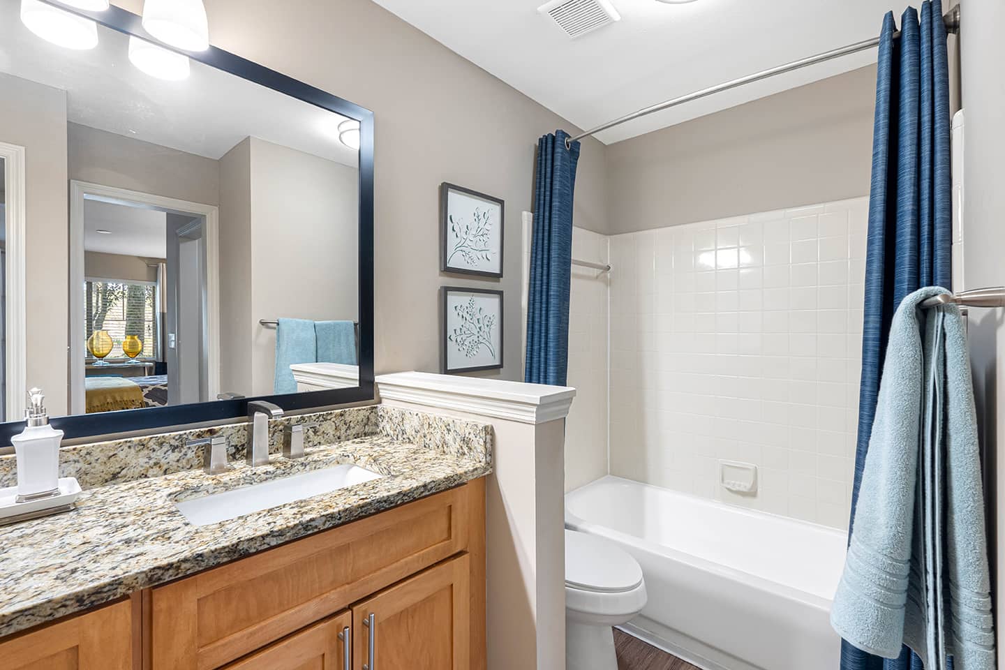 Cortland Mirror Lake photo 13