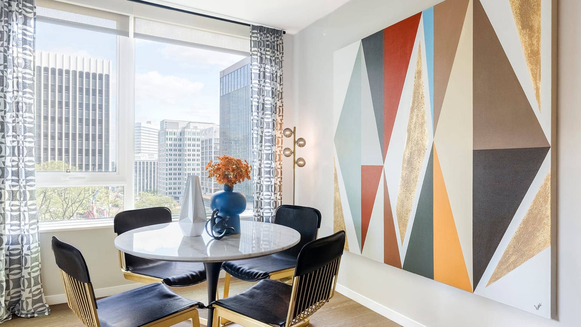 Cortland Rosslyn photo 17