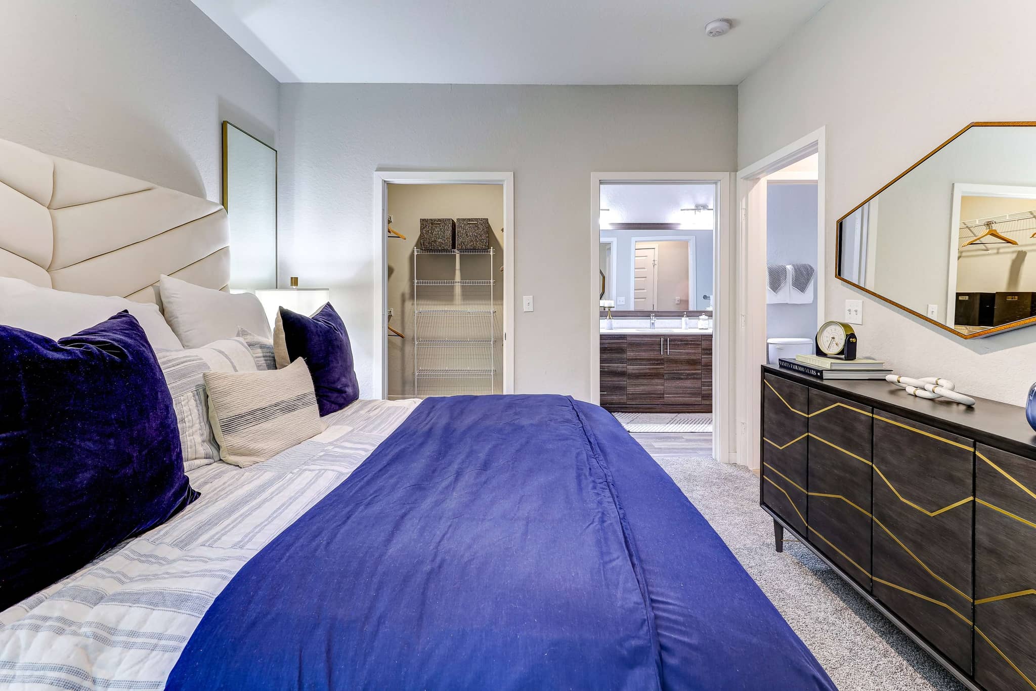 Cortland on Orange photo 10